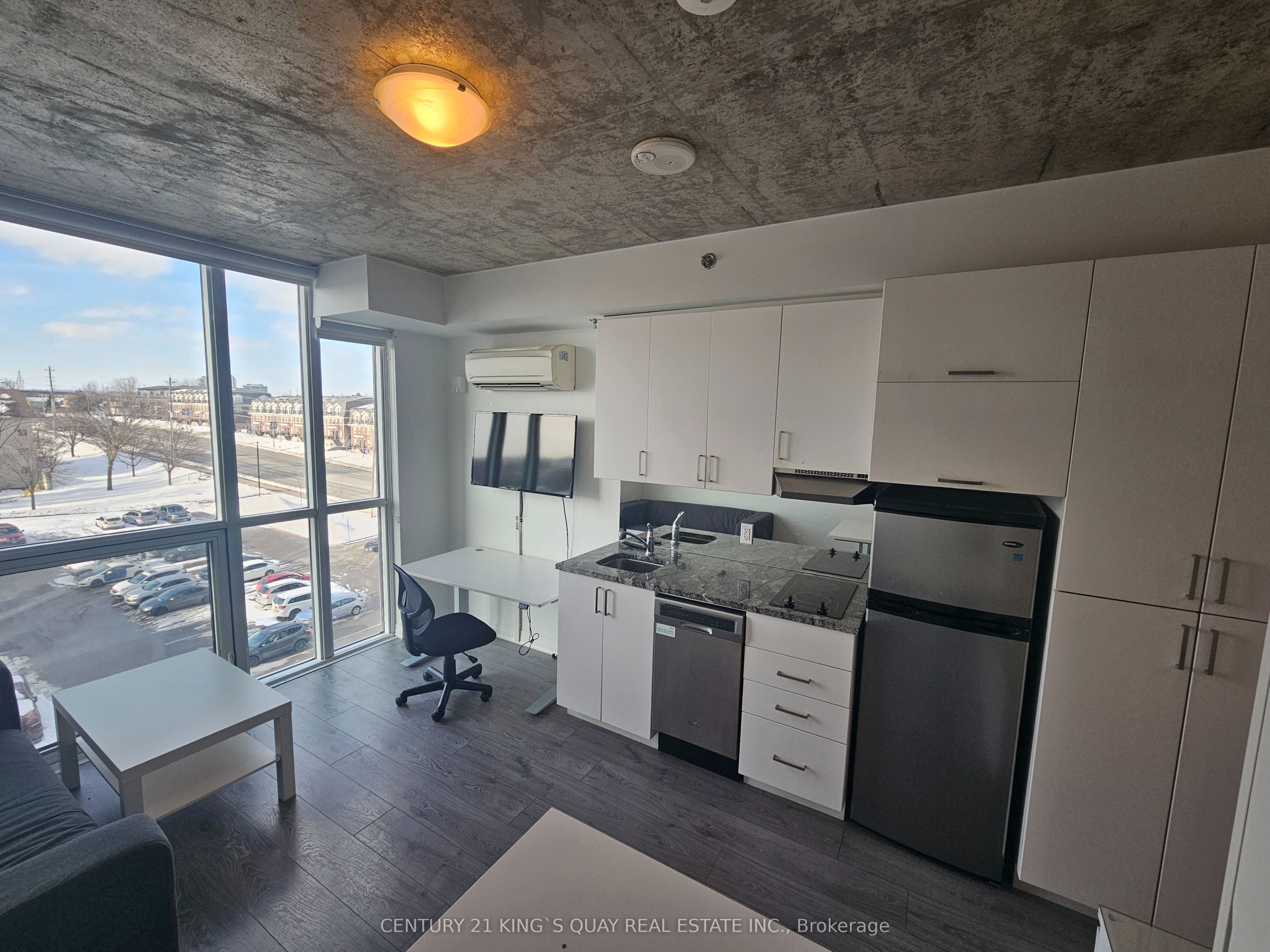 1900 Simcoe Street N 523 Property Photo 19