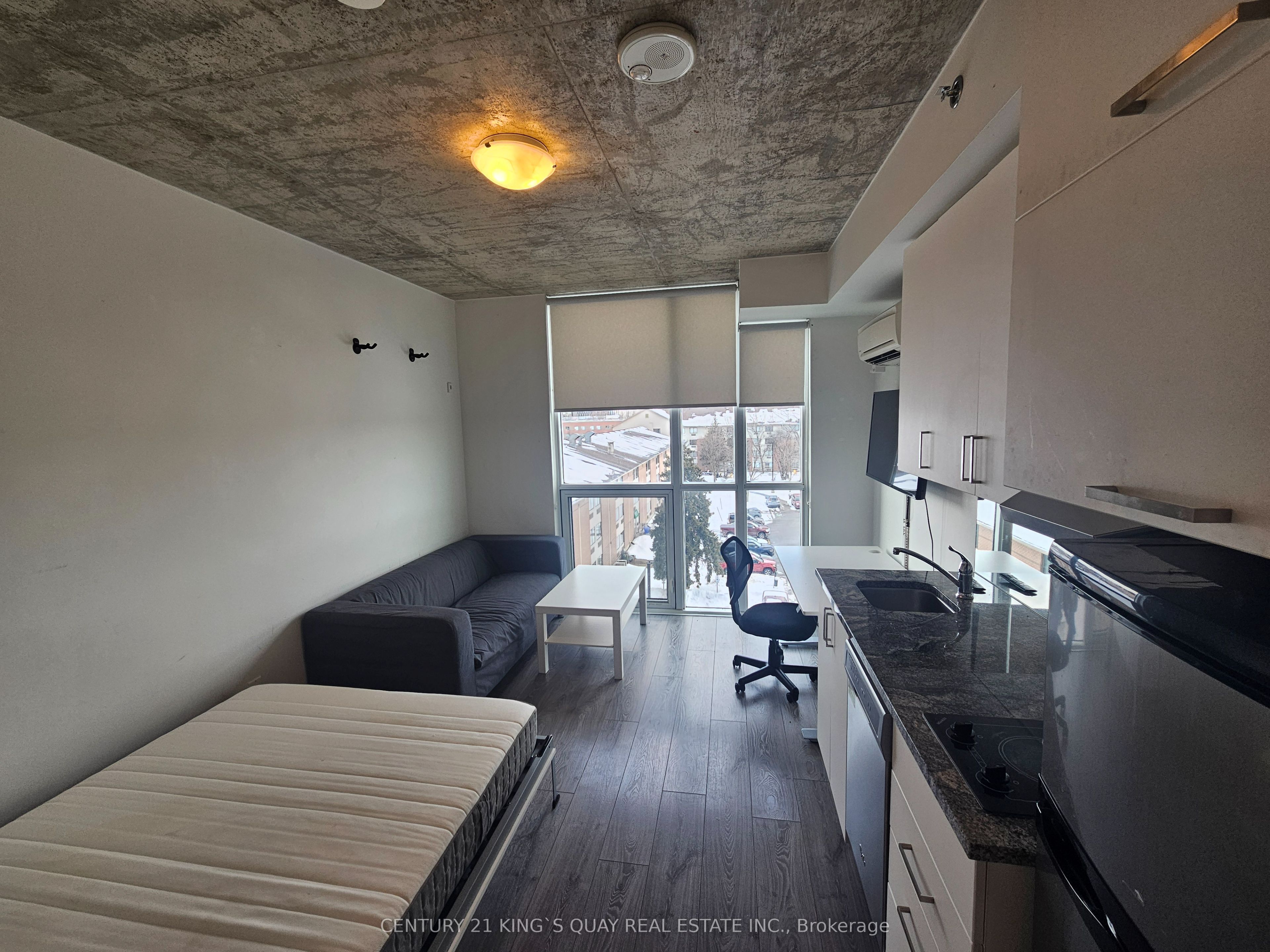 1900 Simcoe Street N 523 Property Photo 27