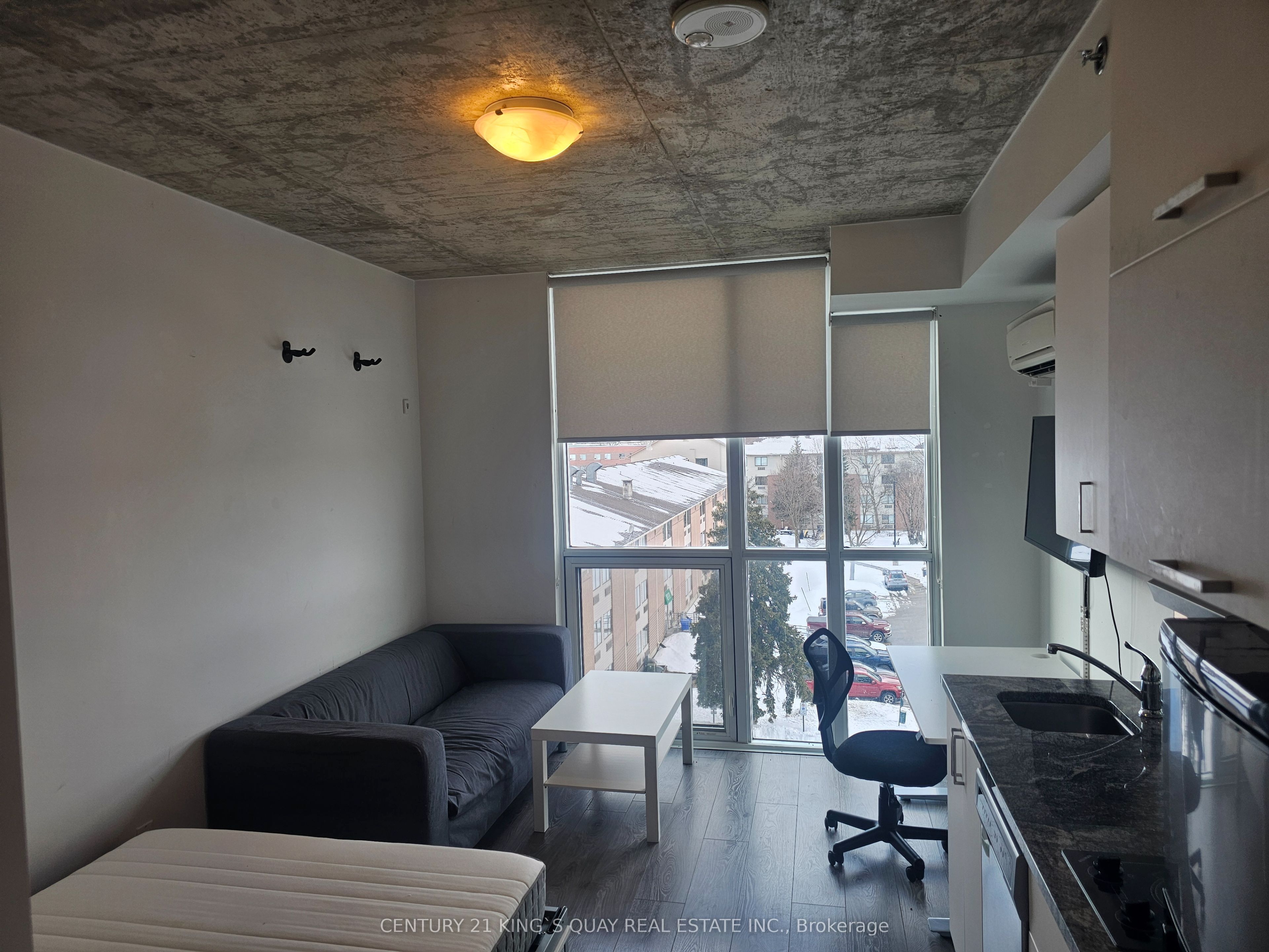 1900 Simcoe Street N 523 Property Photo 29