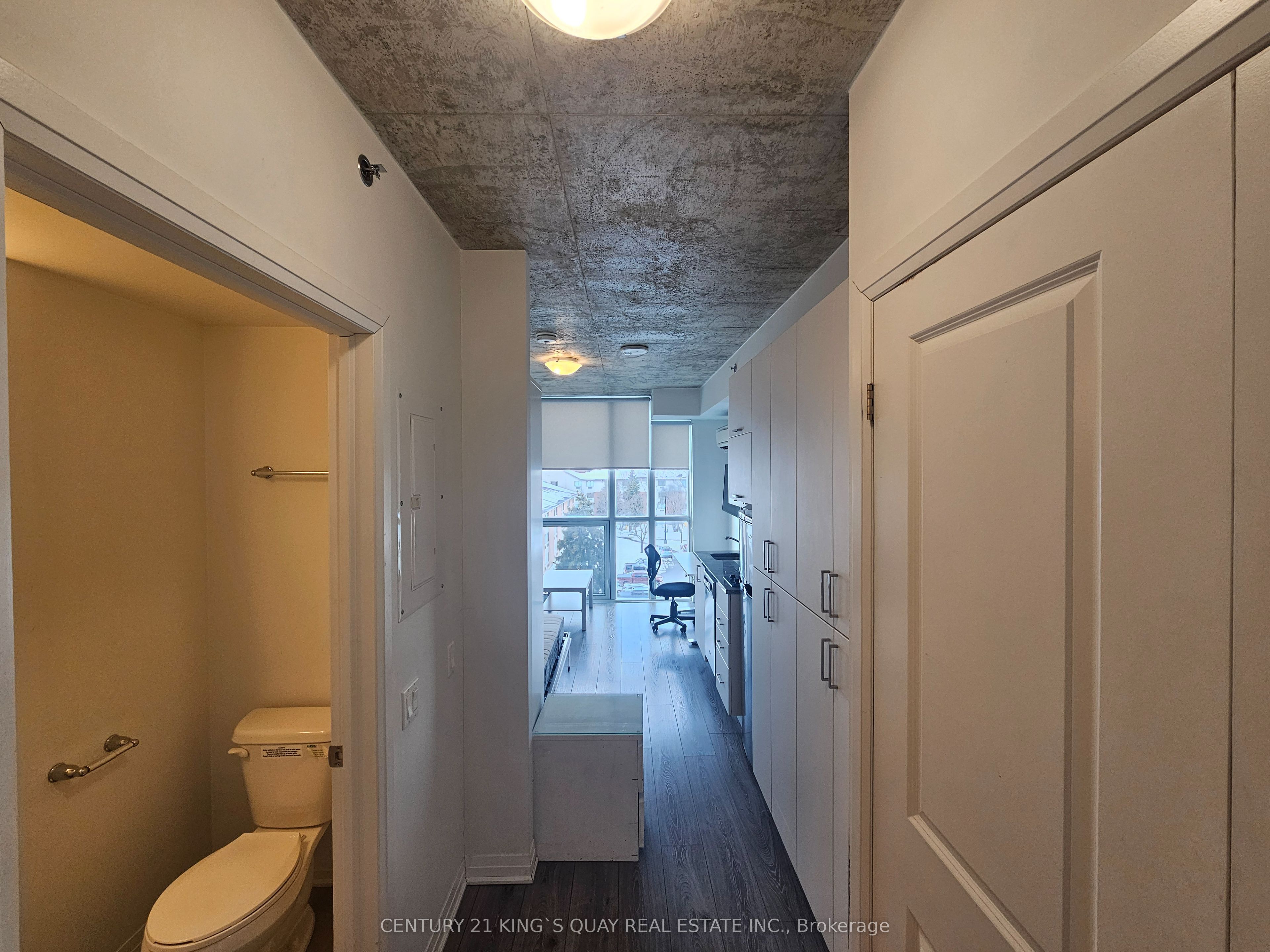 1900 Simcoe Street N 523 Property Photo 31