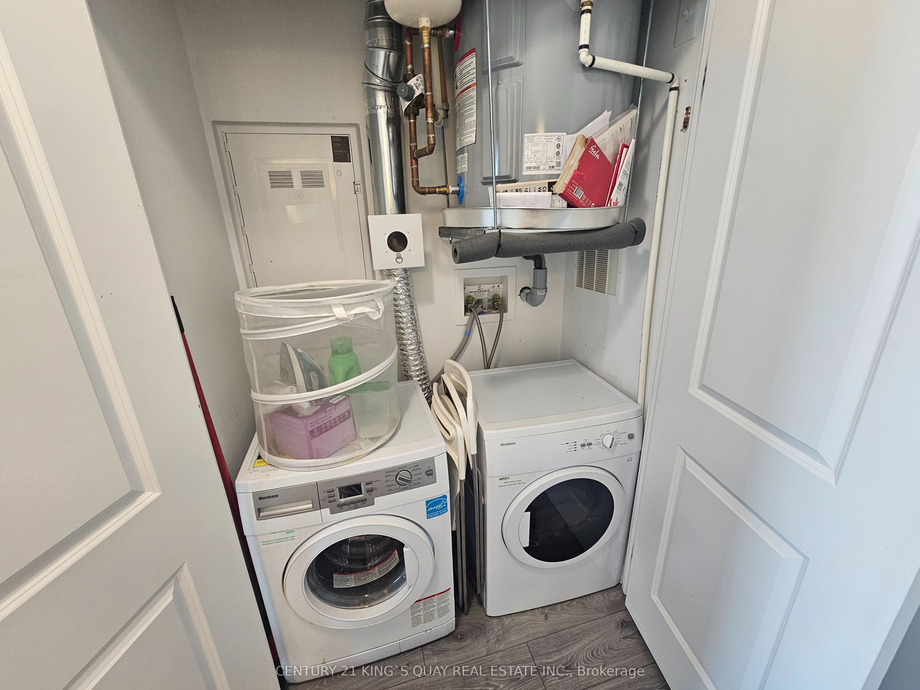 1900 Simcoe Street N 523 Property Photo 33