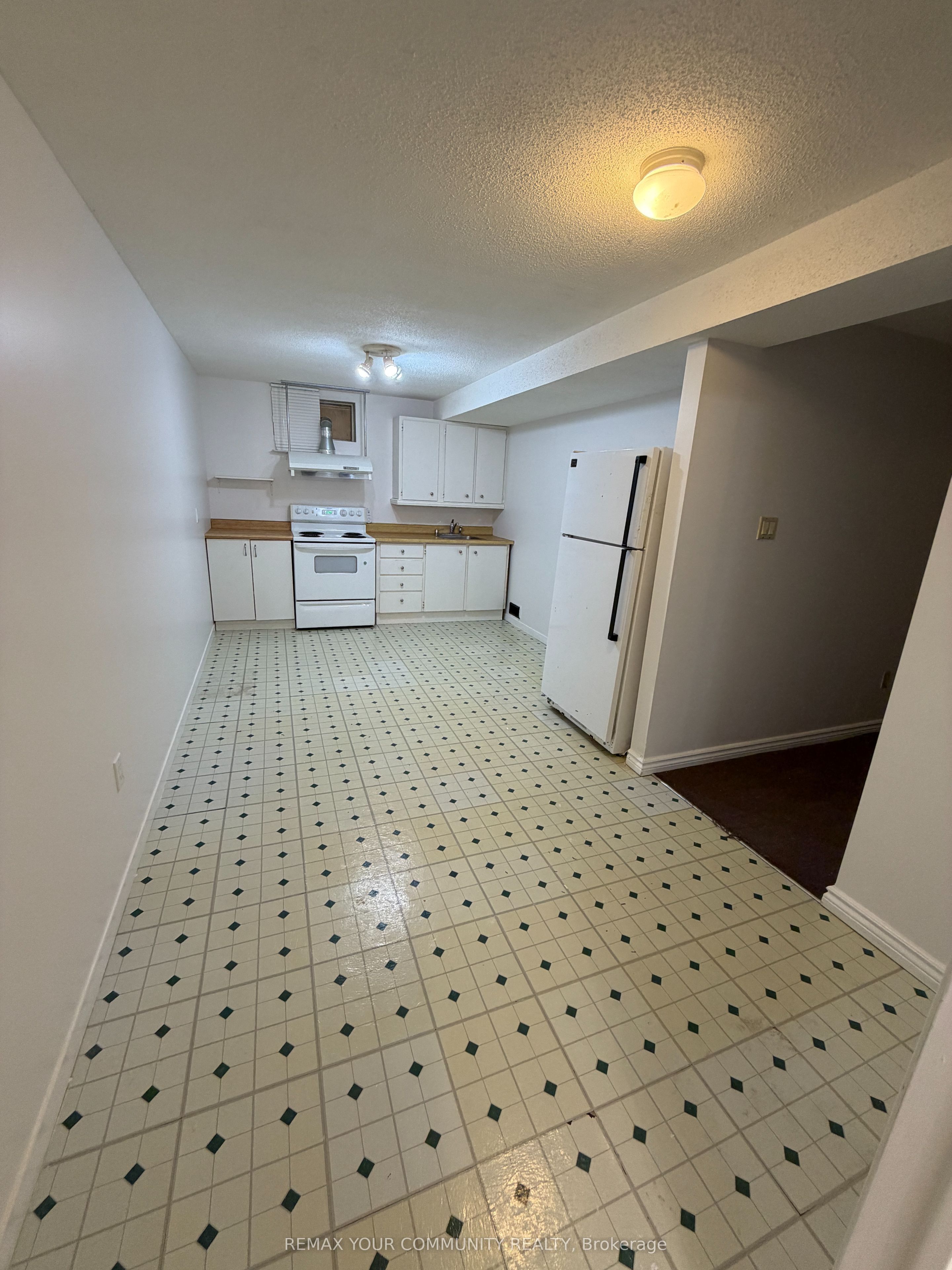 83 Millington Crescent Basement Property Photo 6