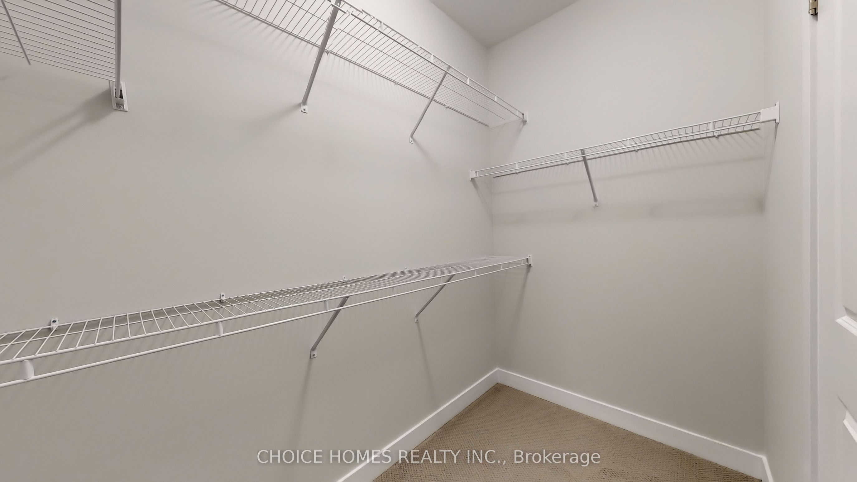 1042 Thompson Drive Property Photo 22