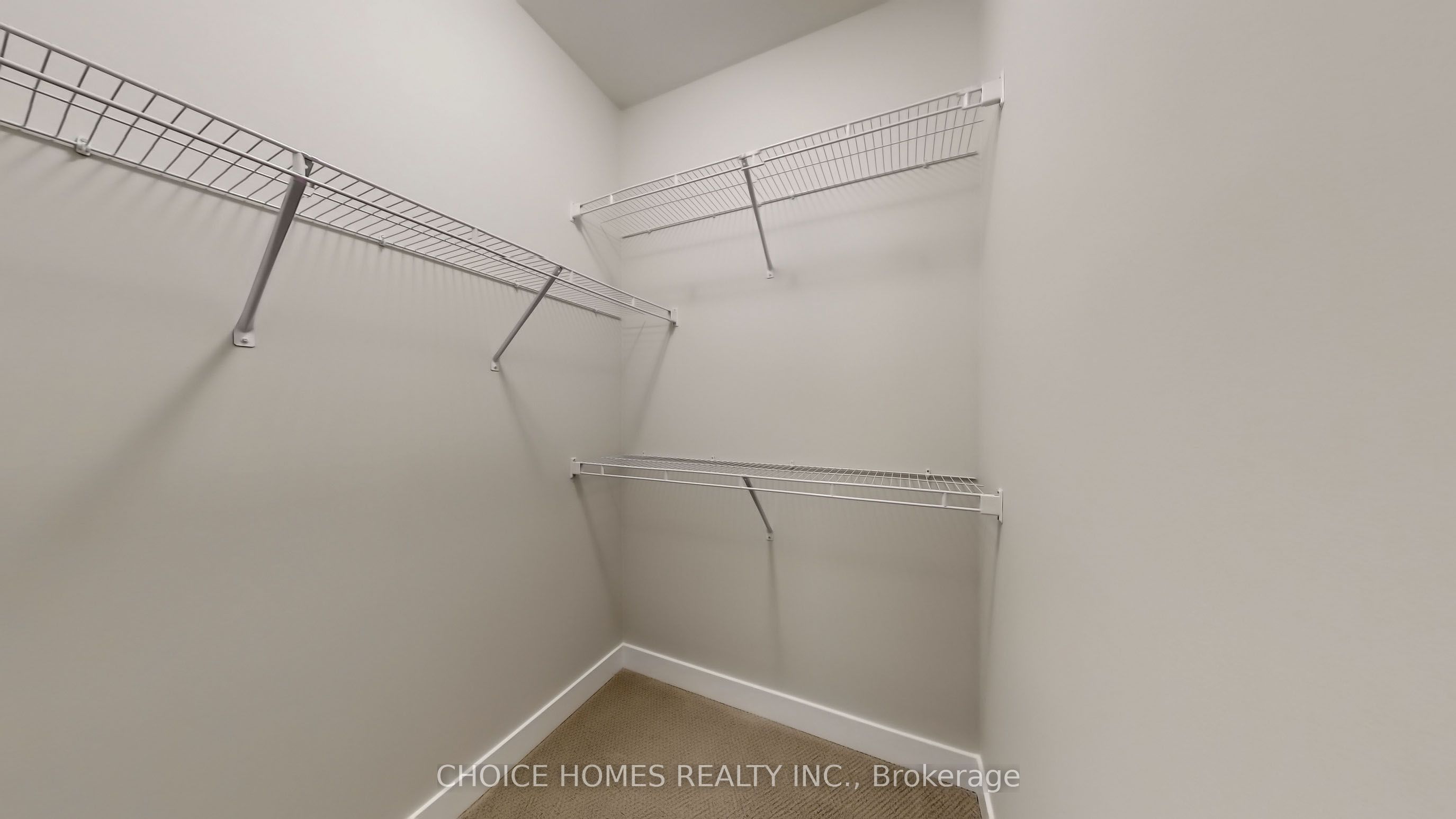 1042 Thompson Drive Property Photo 27