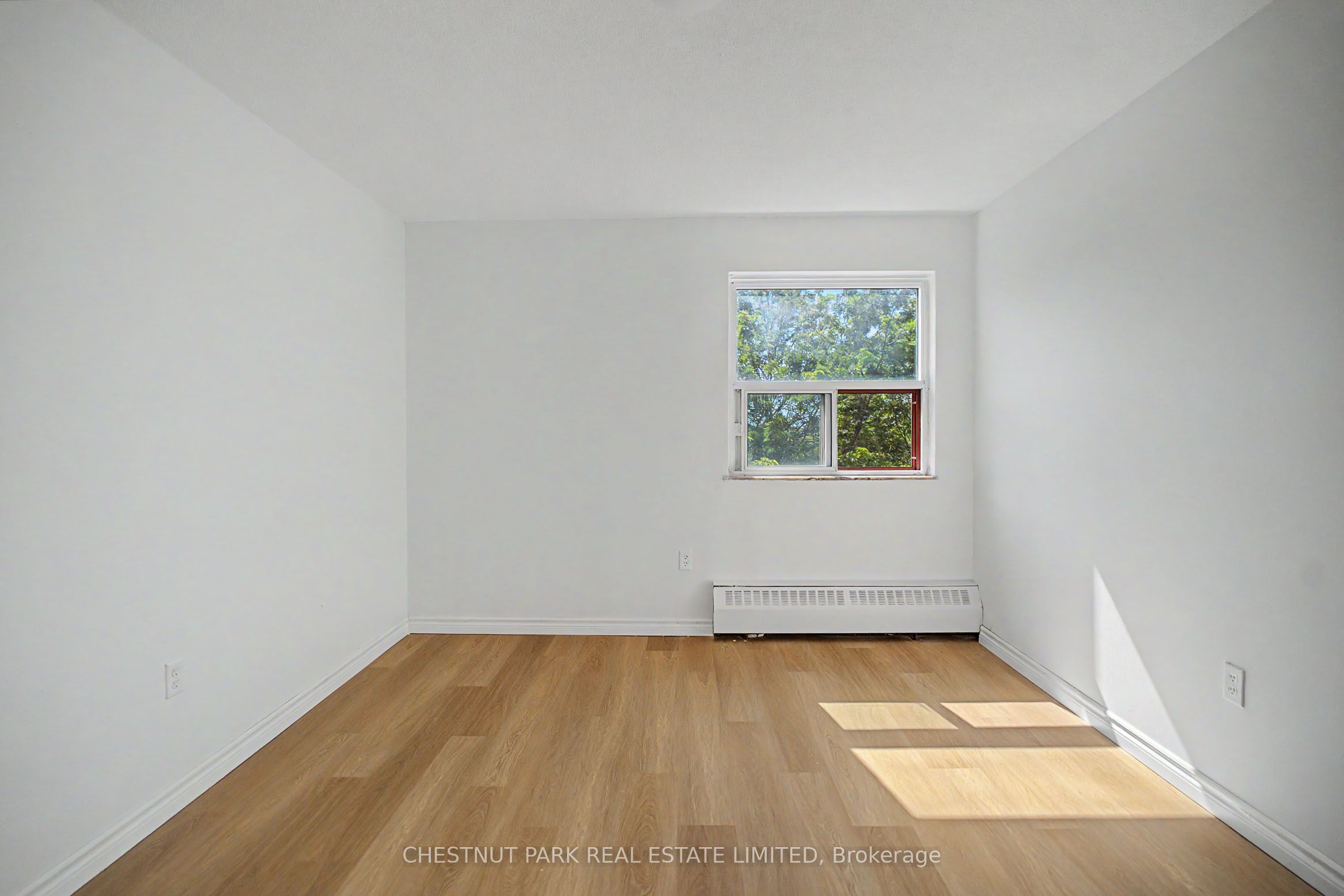 900 Glen Street 406 Property Photo 7