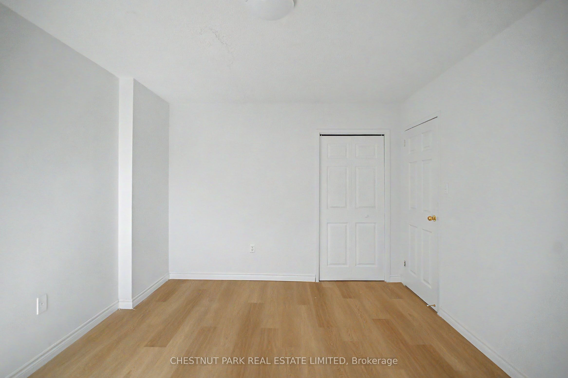 900 Glen Street 406 Property Photo 10