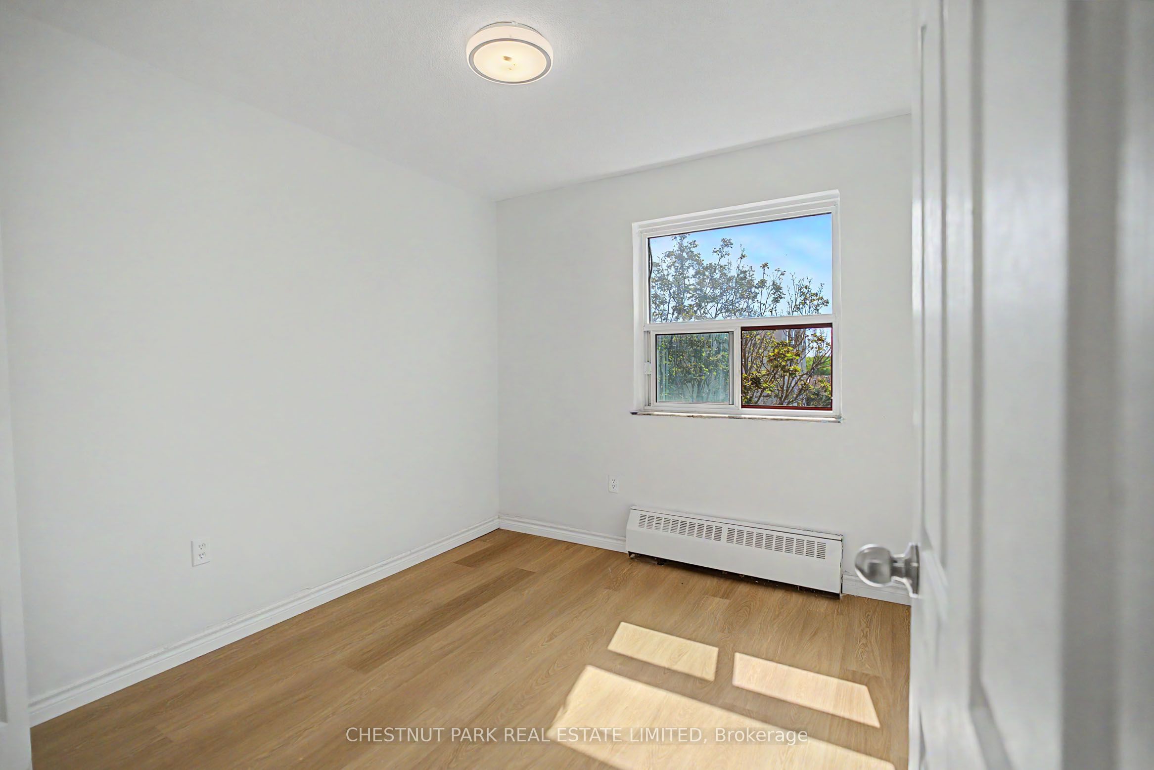 900 Glen Street 406 Property Photo 12