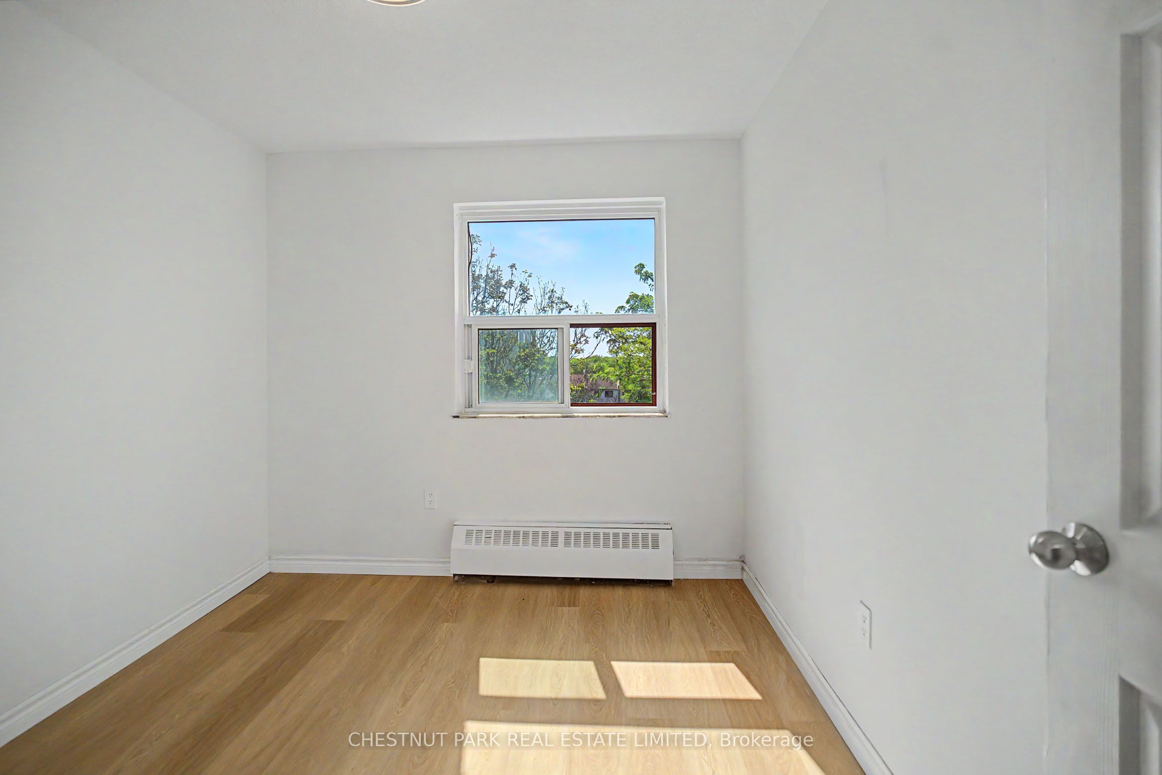 900 Glen Street 406 Property Photo 13