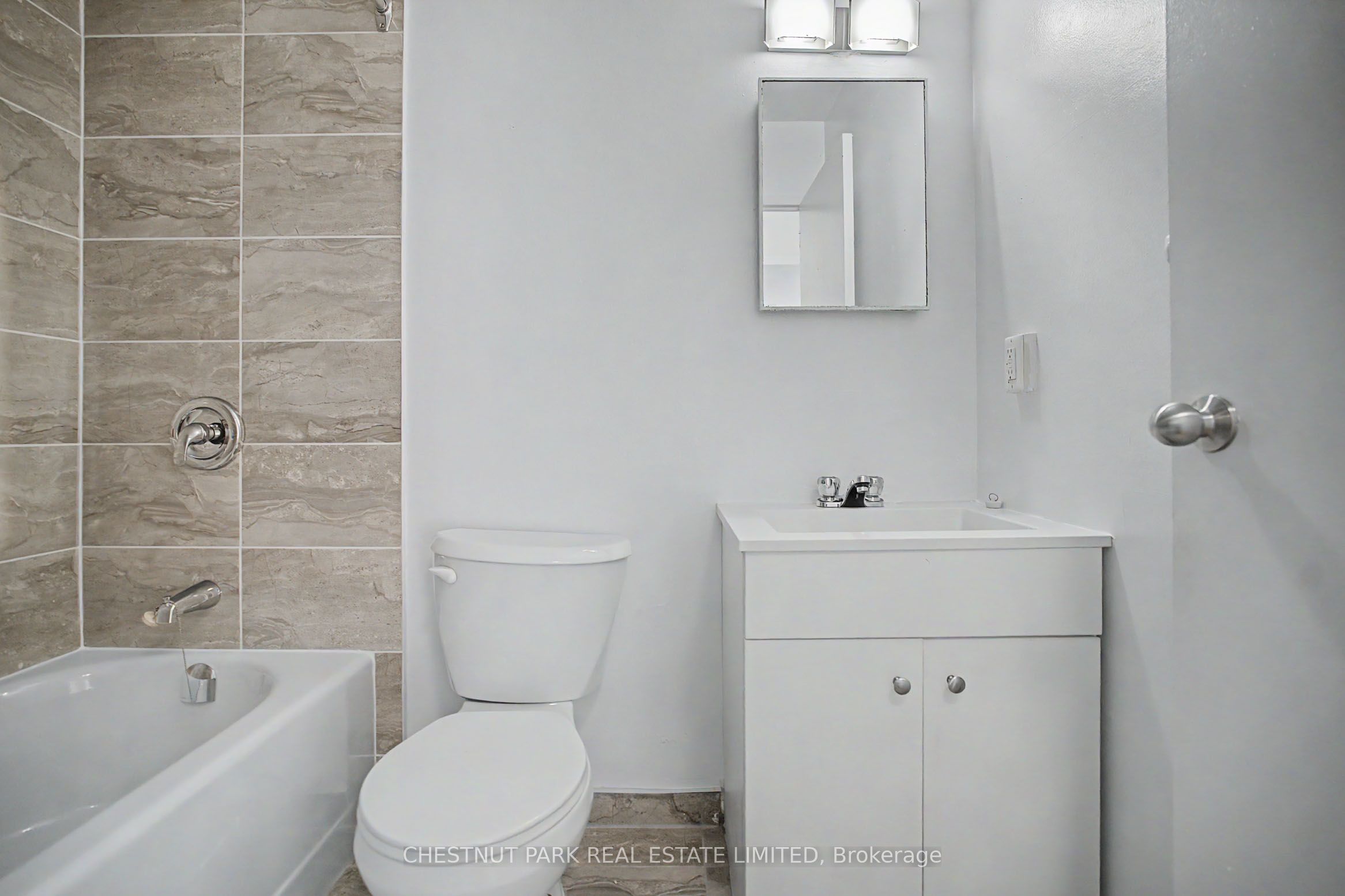900 Glen Street 406 Property Photo 20