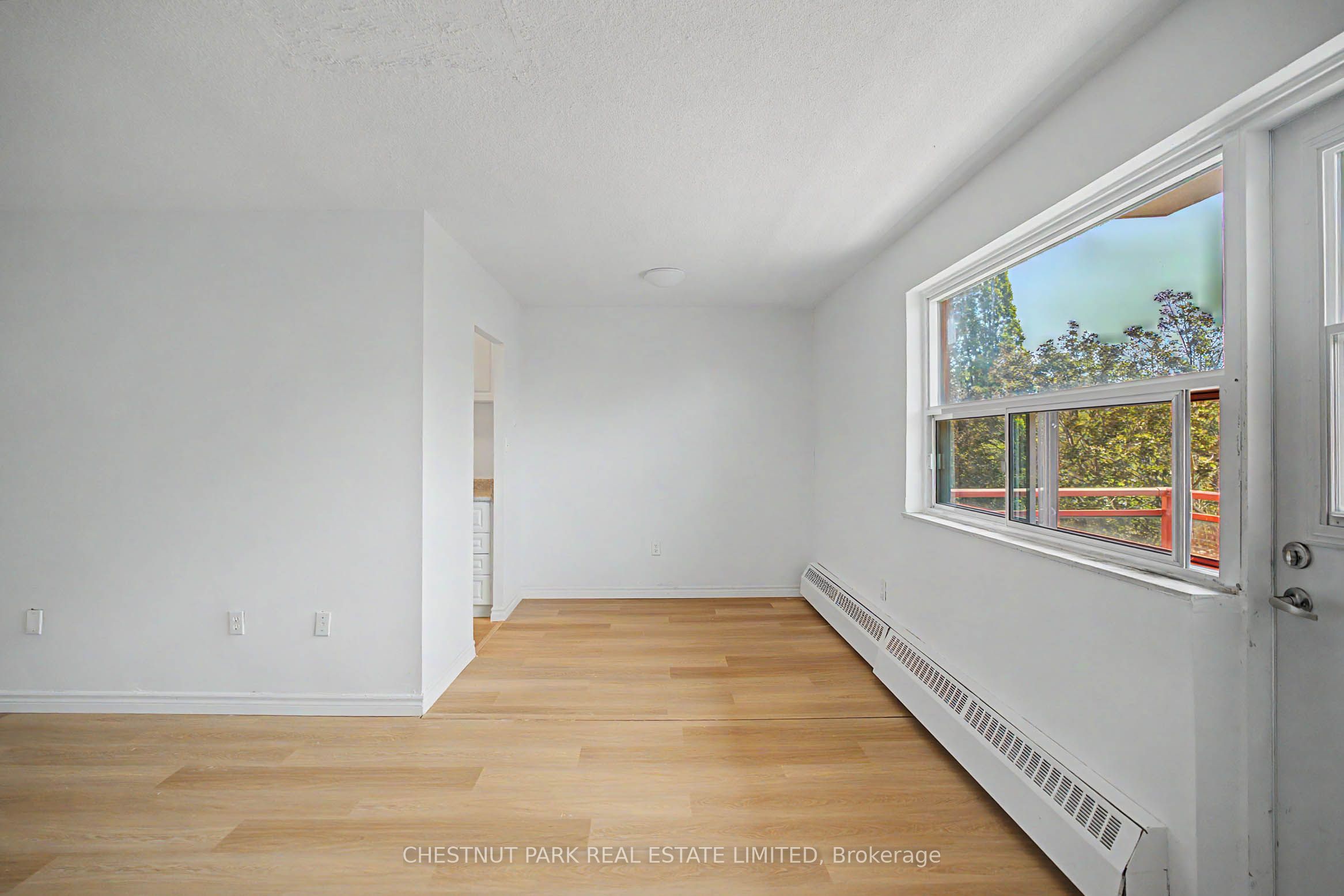 900 Glen Street 406 Property Photo 35
