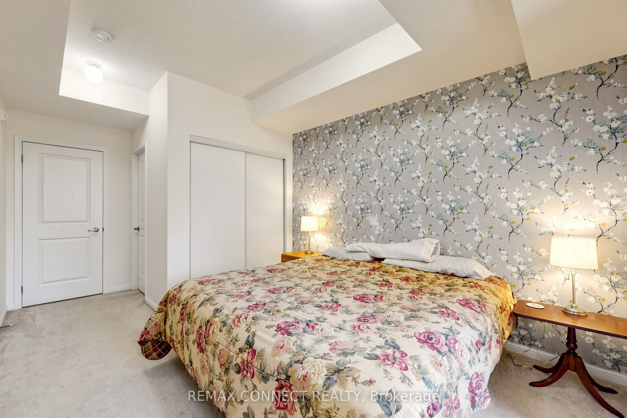 84 Aspen Springs Drive 307 Property Photo 20