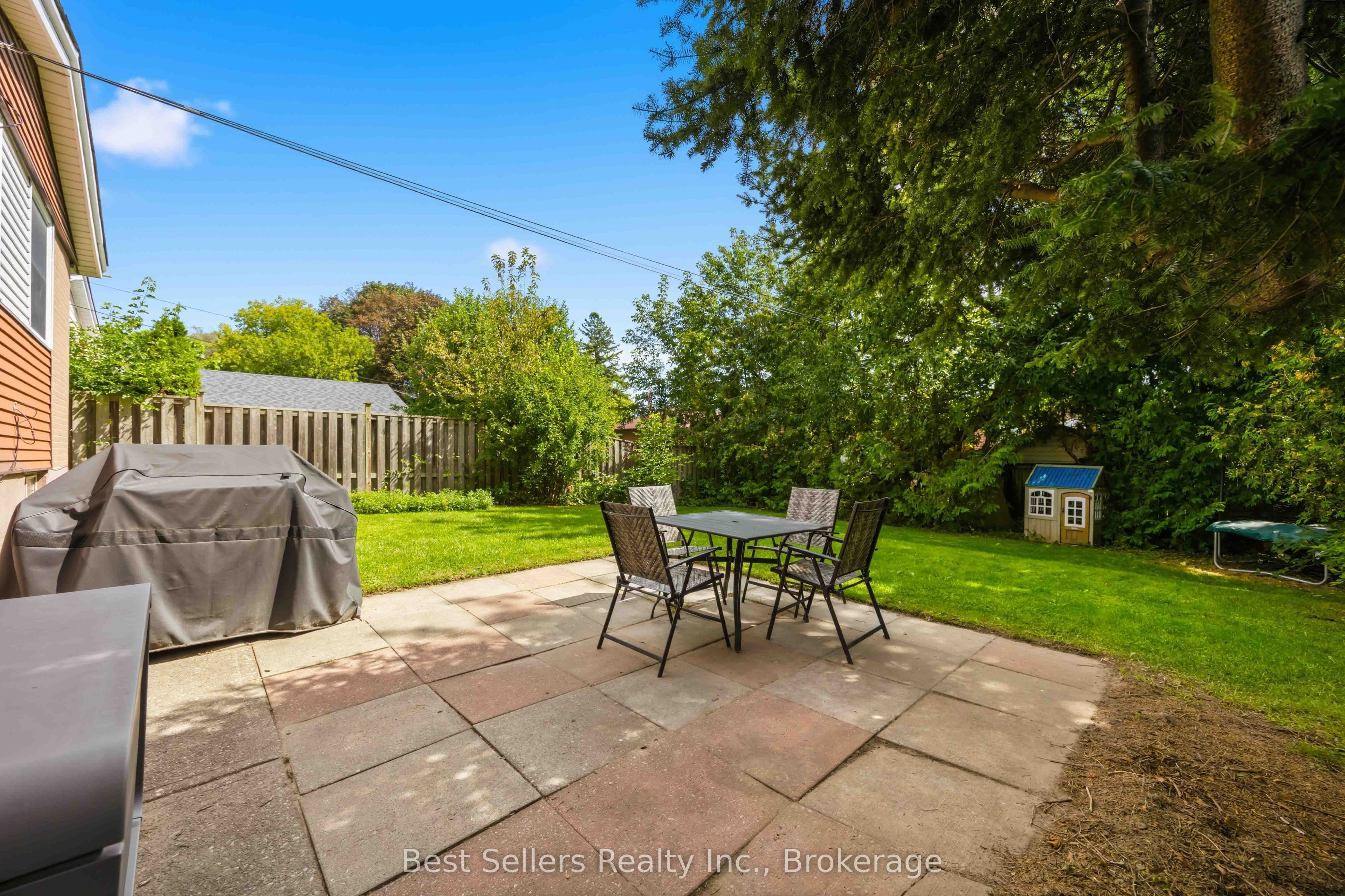 5 Benfrisco Crescent Property Photo 28