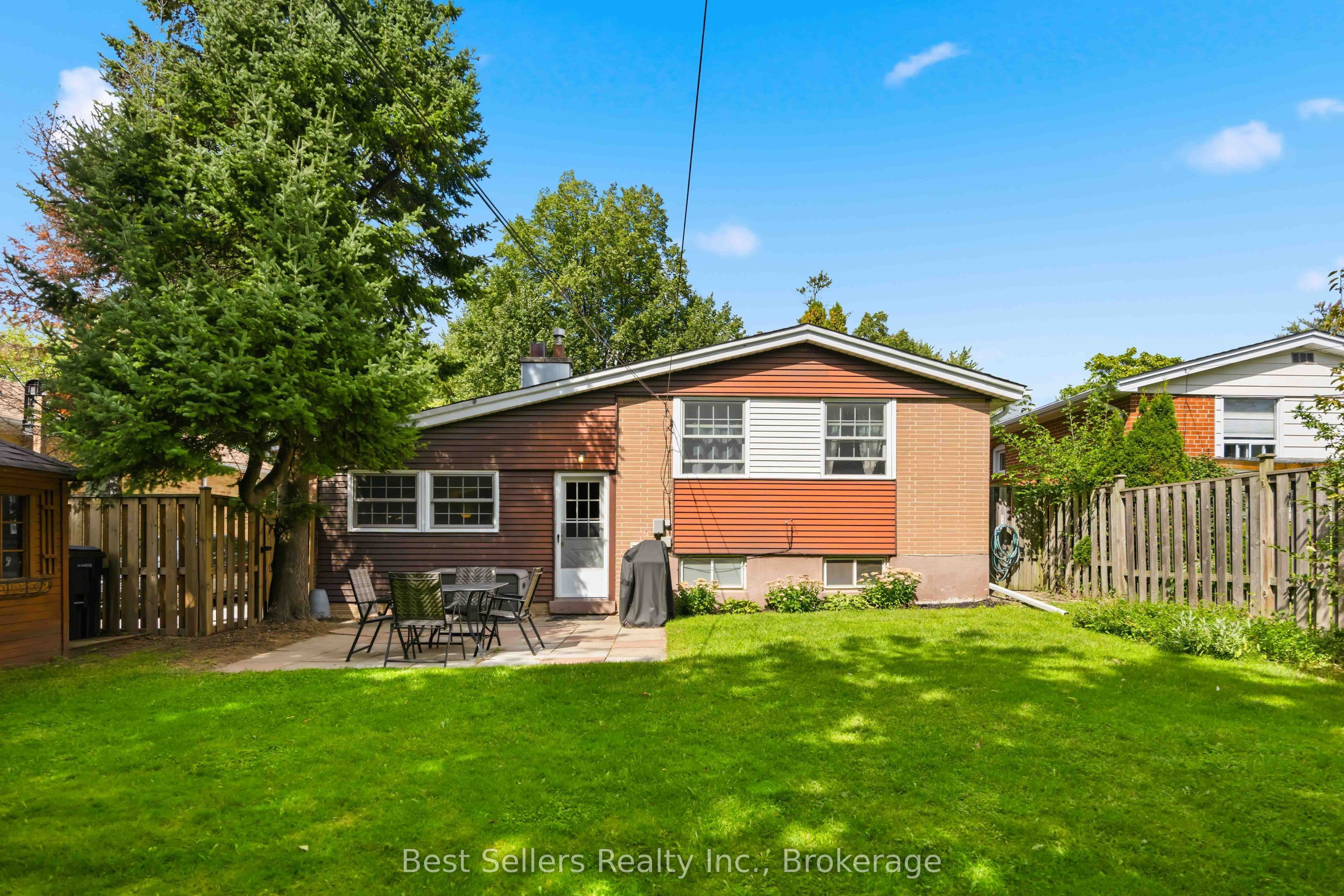 5 Benfrisco Crescent Property Photo 31