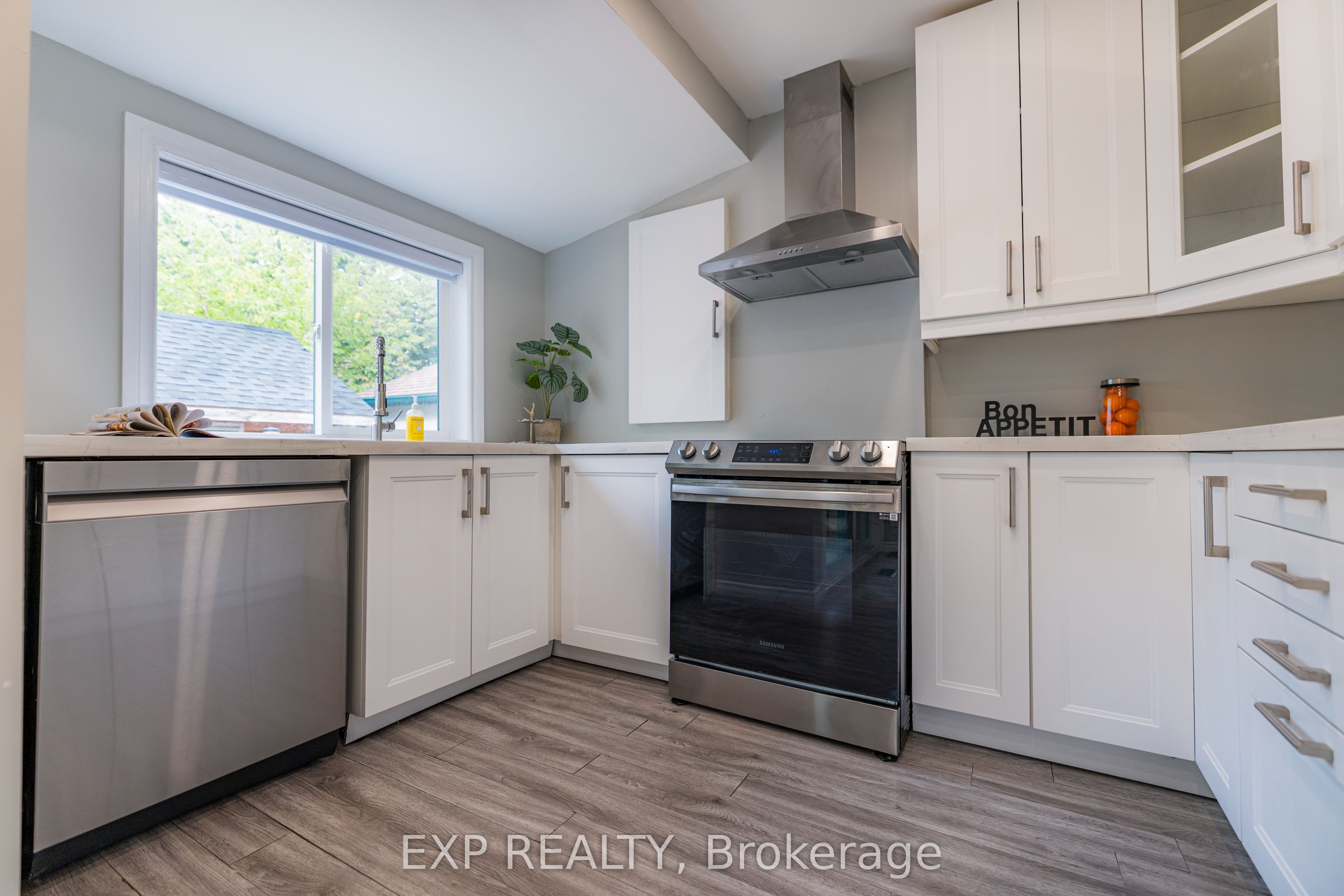 18 Nelson Avenue Property Photo 11
