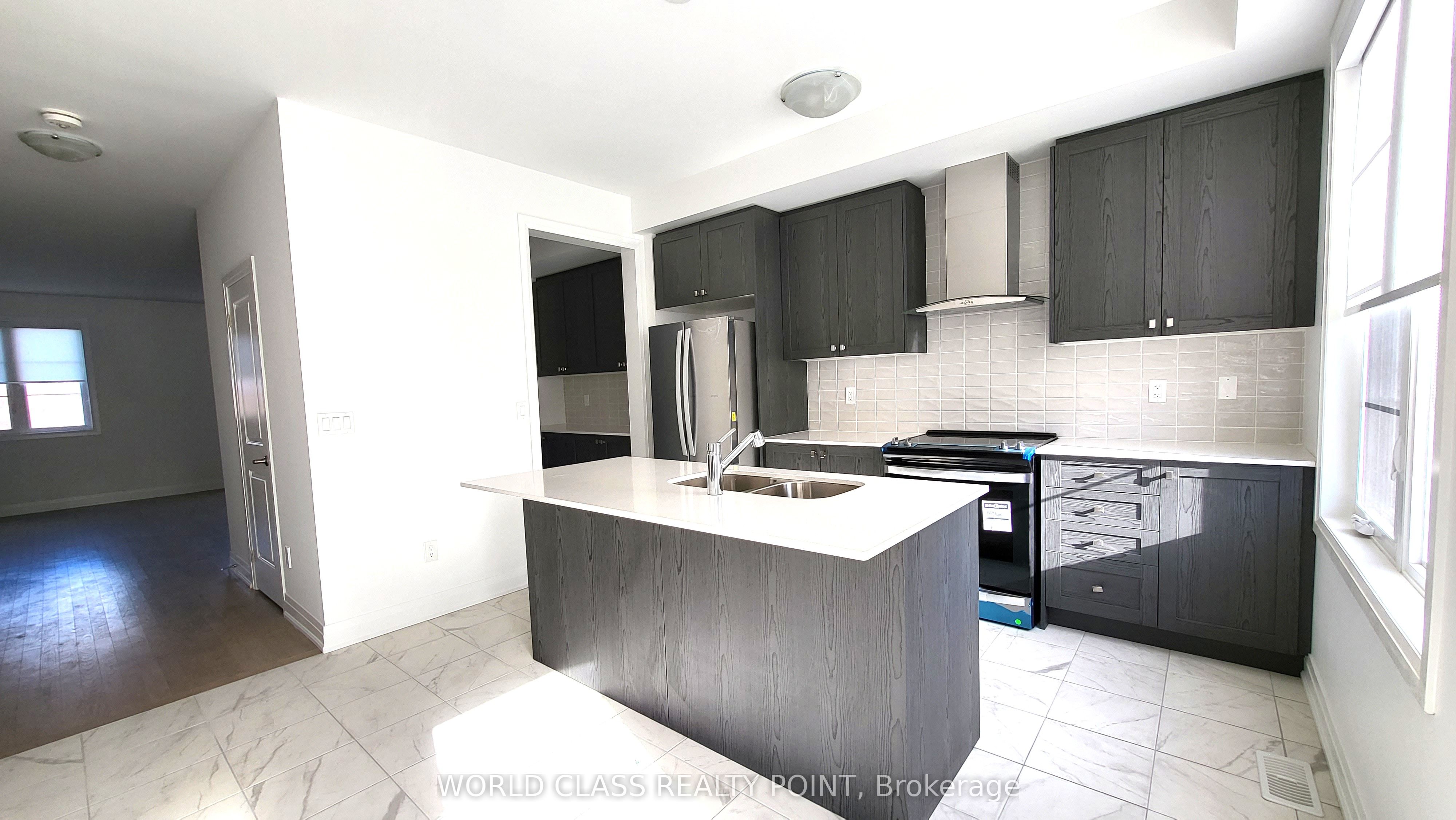 48 Waterside Way Property Photo 1