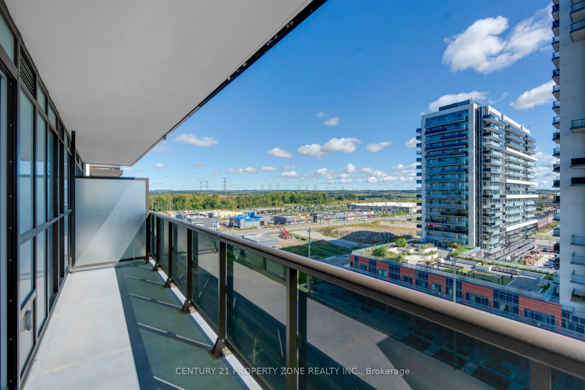 2550 Simcoe Street N 1015 Property Photo 18
