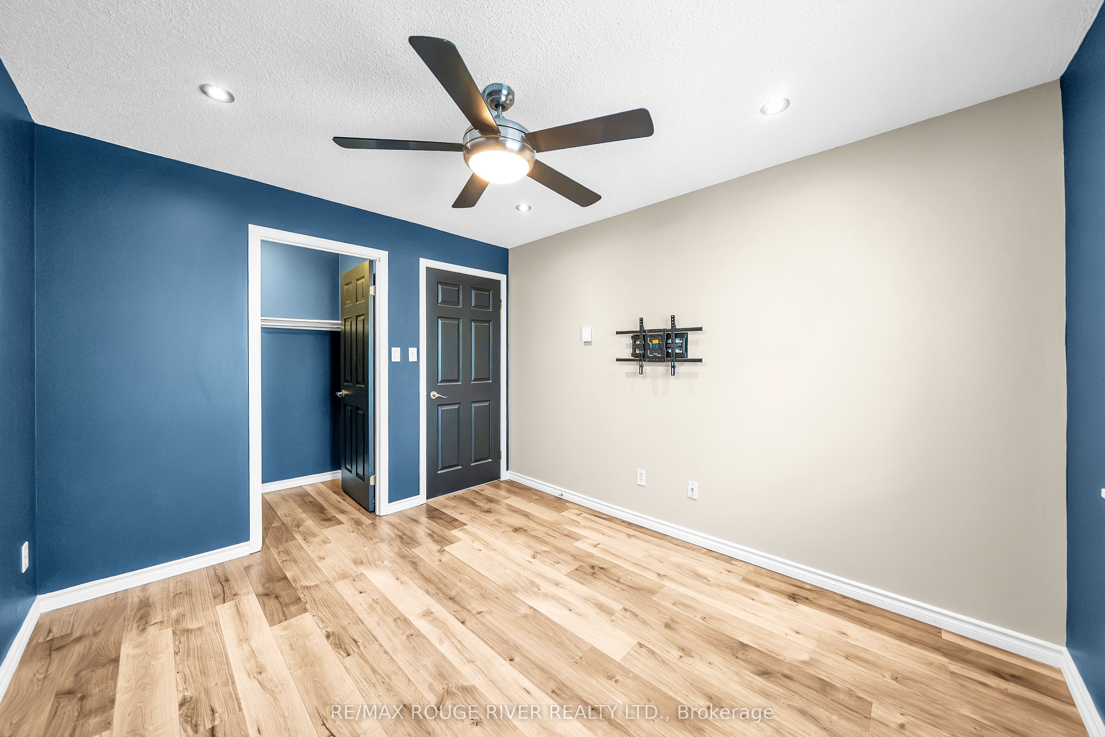 91 Aspen Springs Drive 210 Property Photo 21