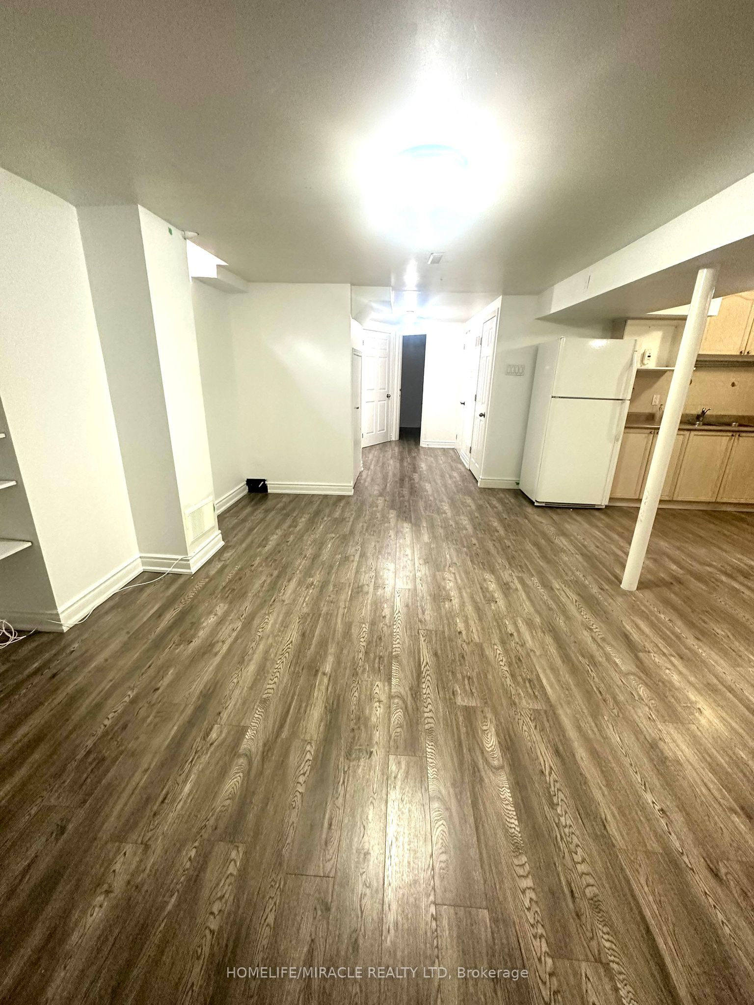 9 Maresfield Drive N Basement Property Photo 7