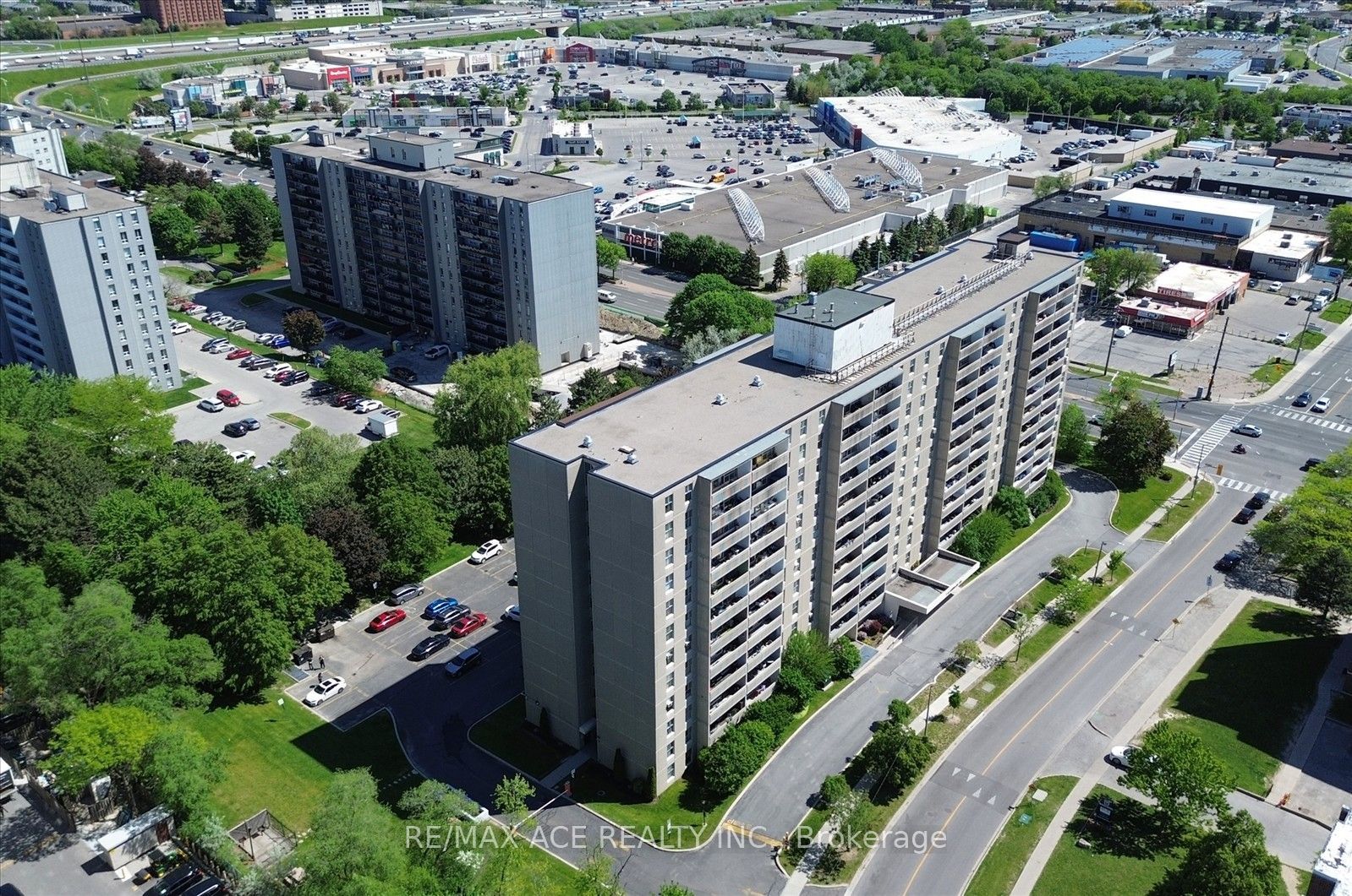 2 Glamorgan Avenue 803 Property Photo 1