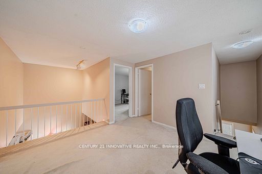 1764 Listowell Crescent Property Photo 19