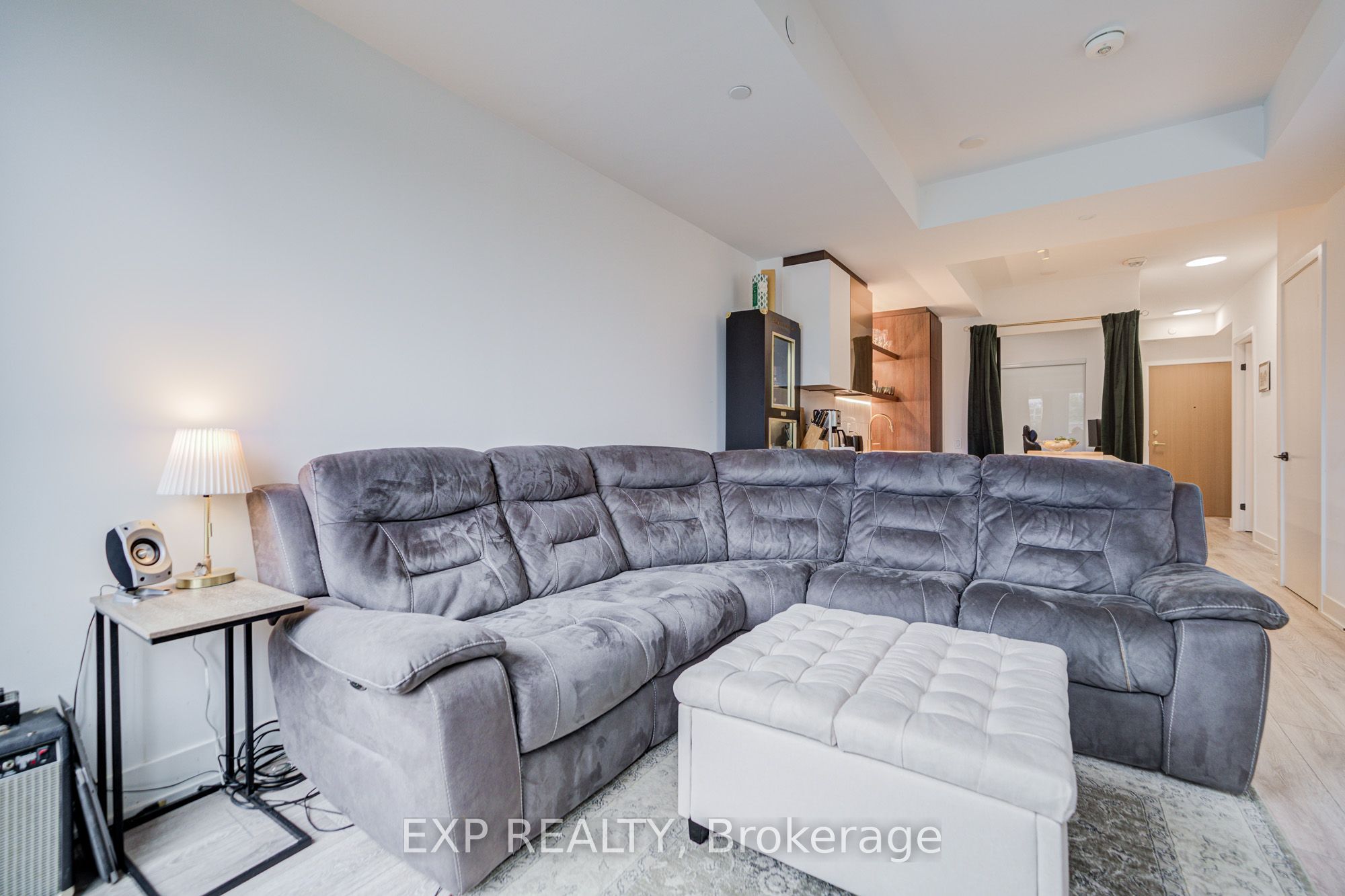 1285 Queen Street E 211 Property Photo 5