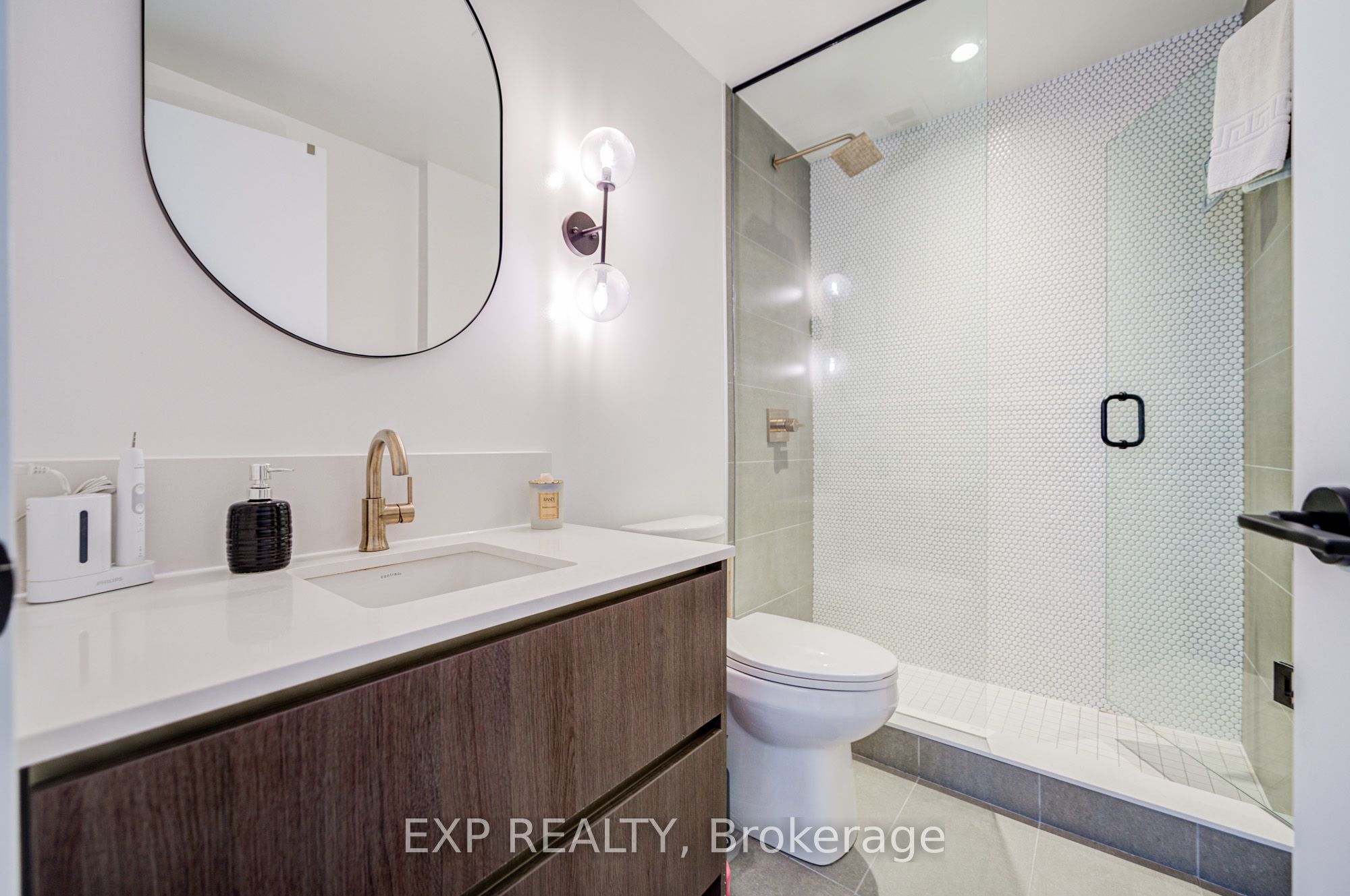 1285 Queen Street E 211 Property Photo 10