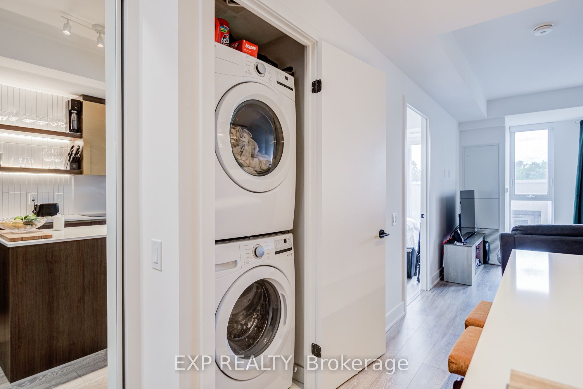1285 Queen Street E 211 Property Photo 14