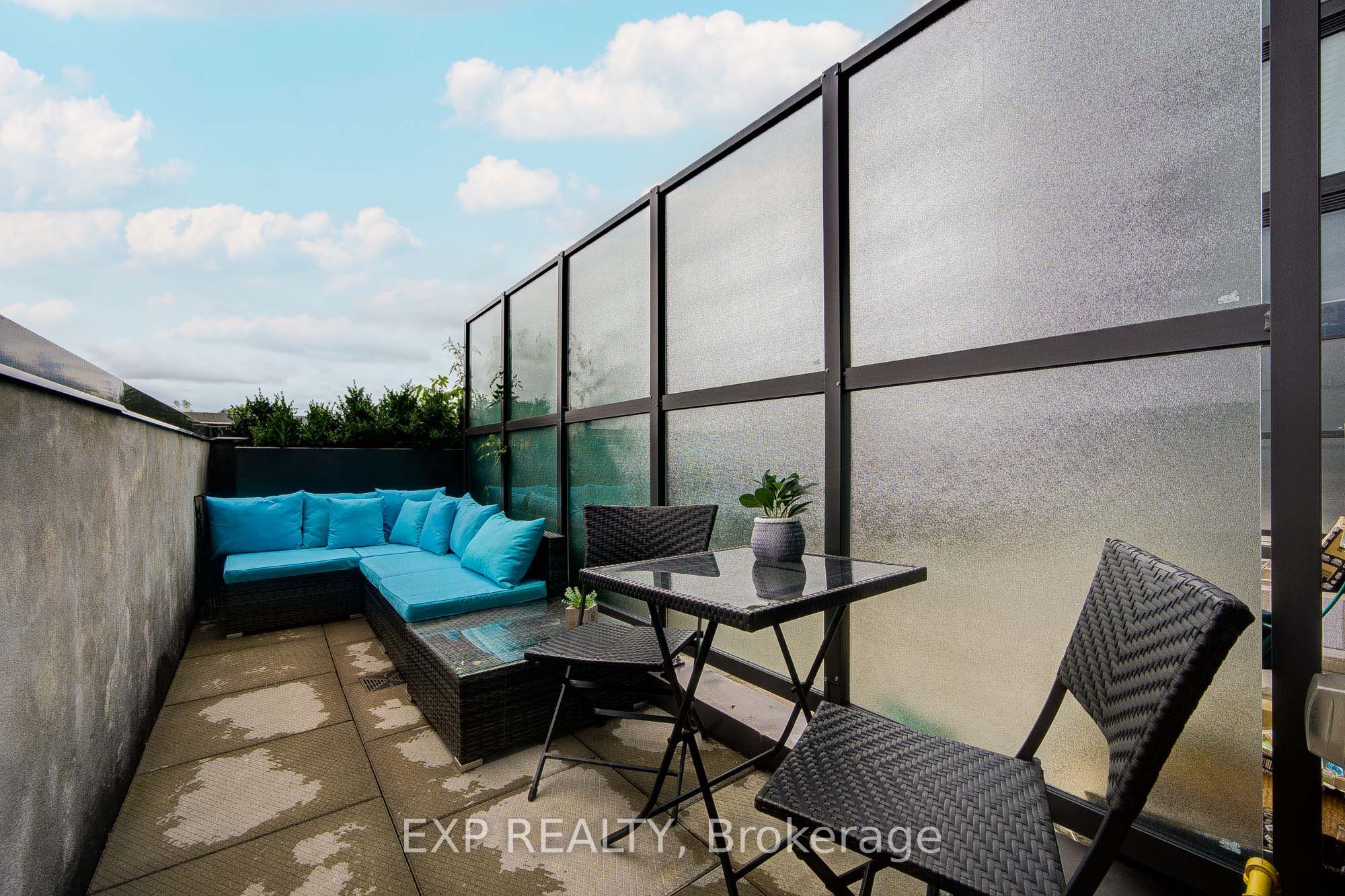 1285 Queen Street E 211 Property Photo 16