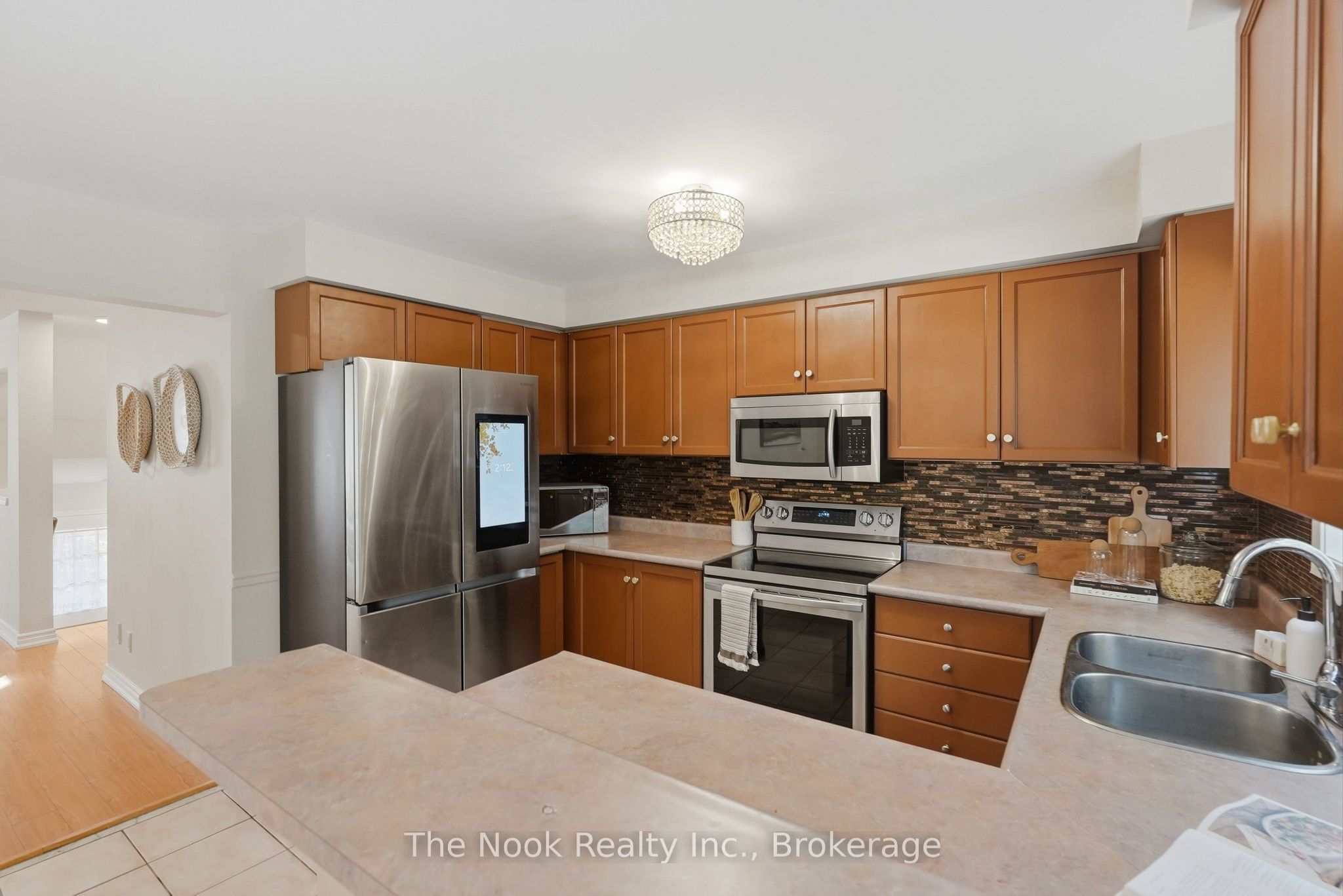 33 Aspen Park Way Property Photo 11