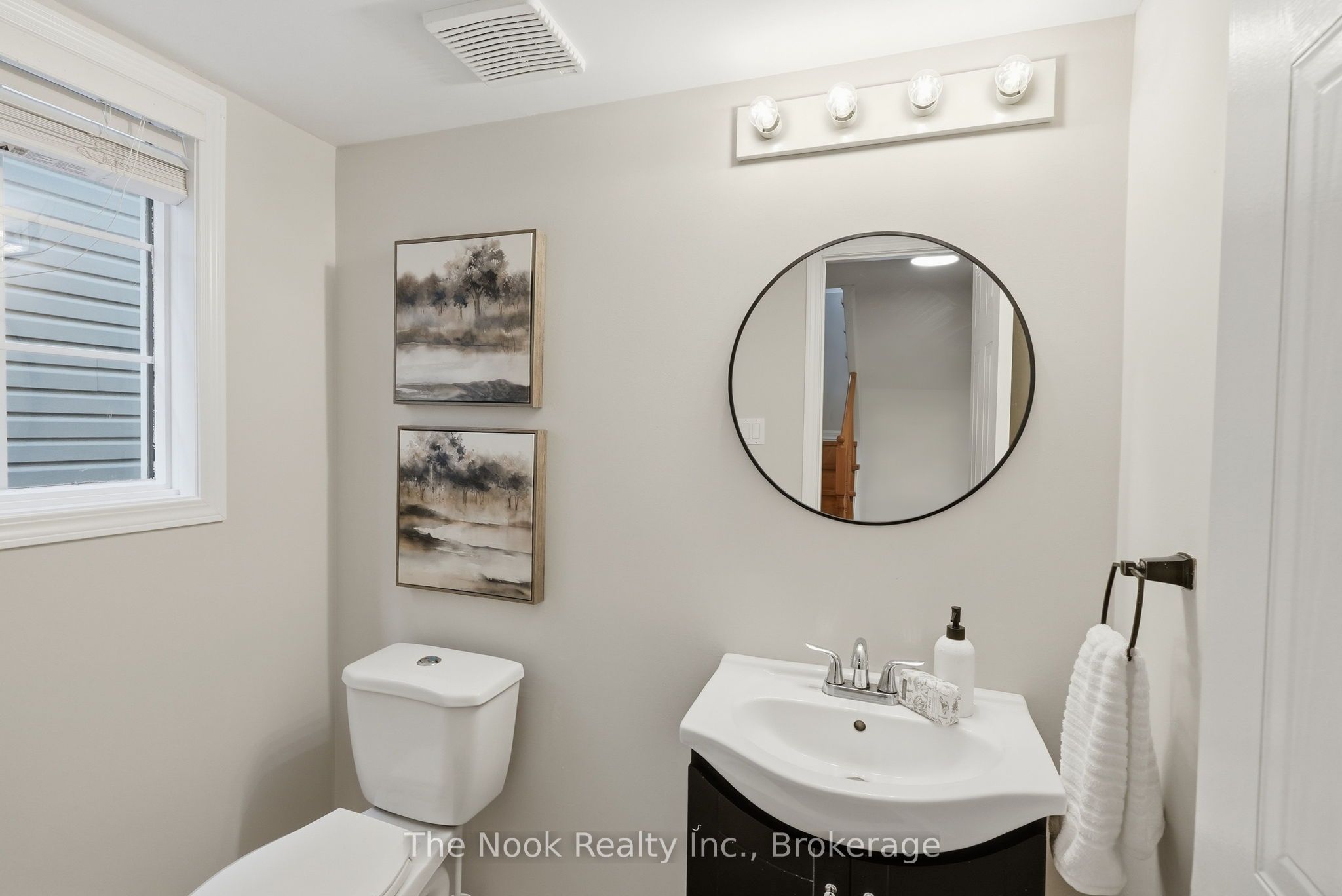 33 Aspen Park Way Property Photo 18