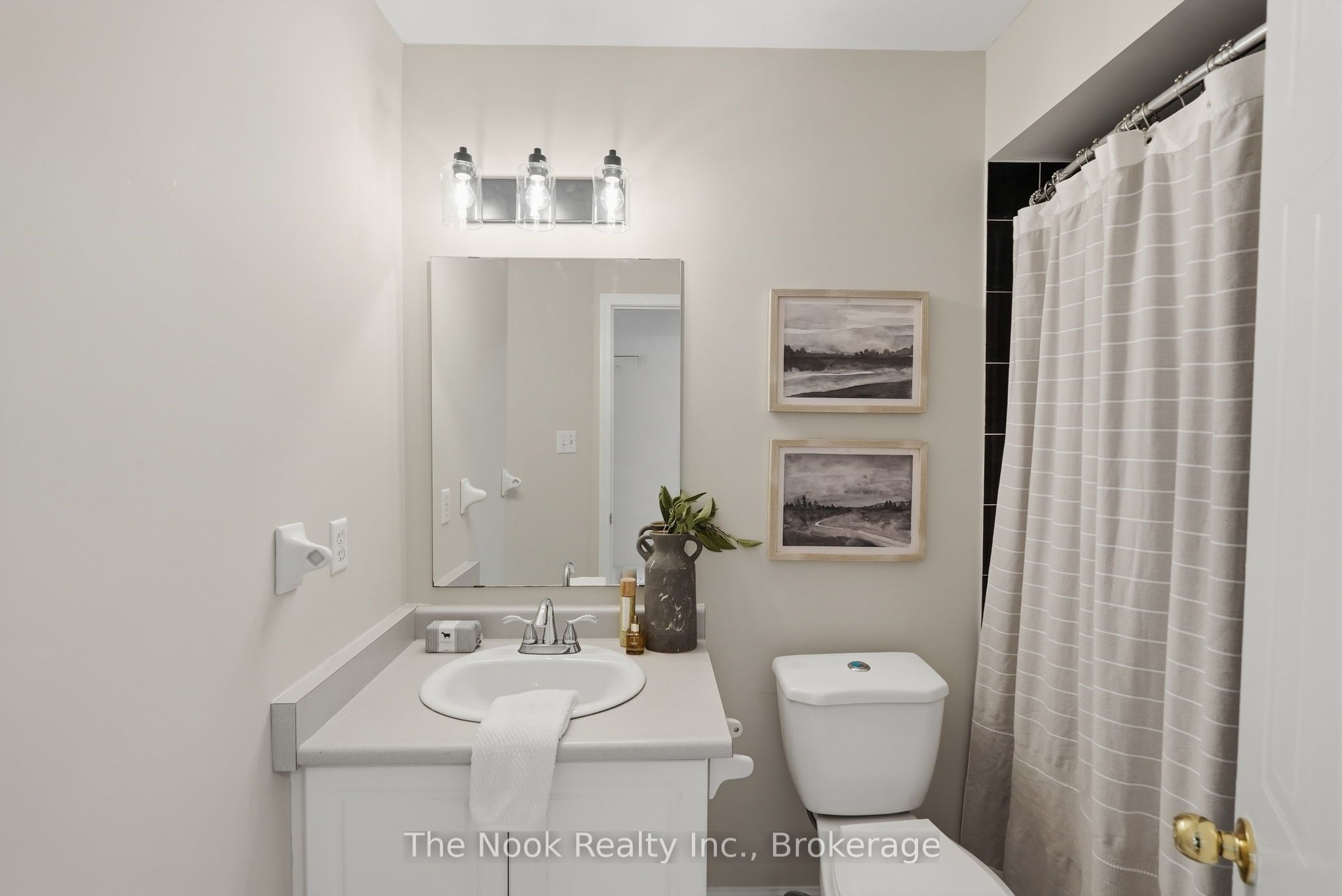 33 Aspen Park Way Property Photo 31