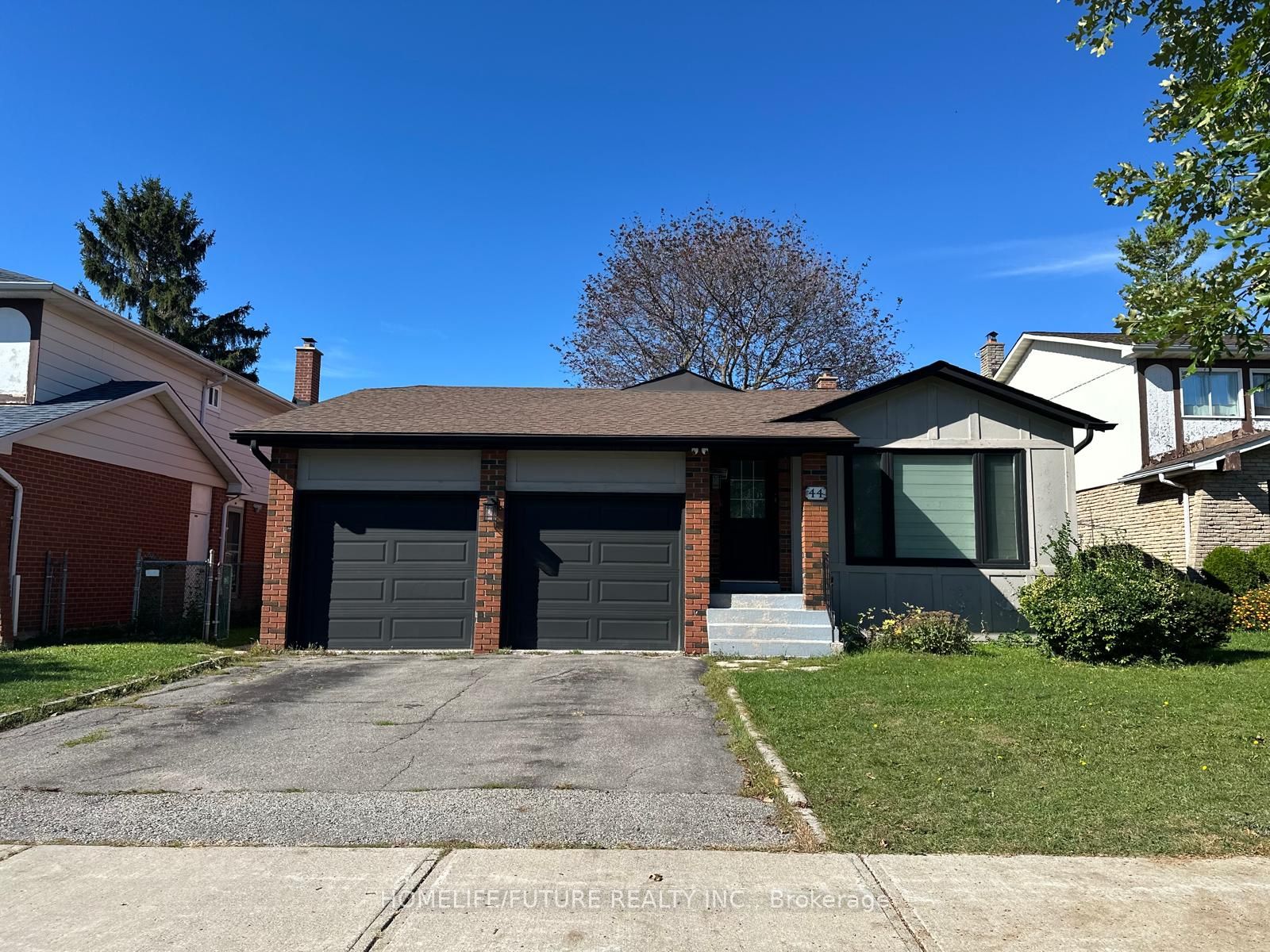 44 Wellpark Boulevard Bsmt Property Photo 1