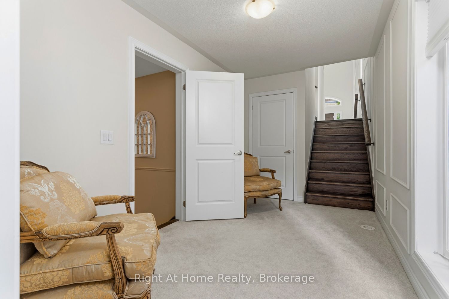 89 Elkington Crescent Property Photo 35