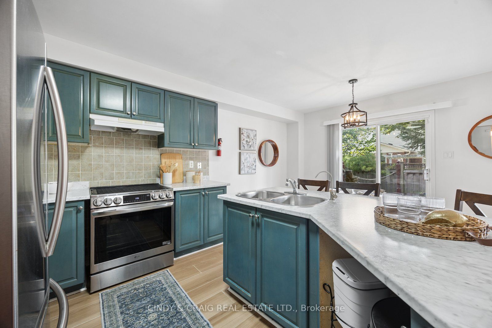 25 Mallory Street Property Photo 7