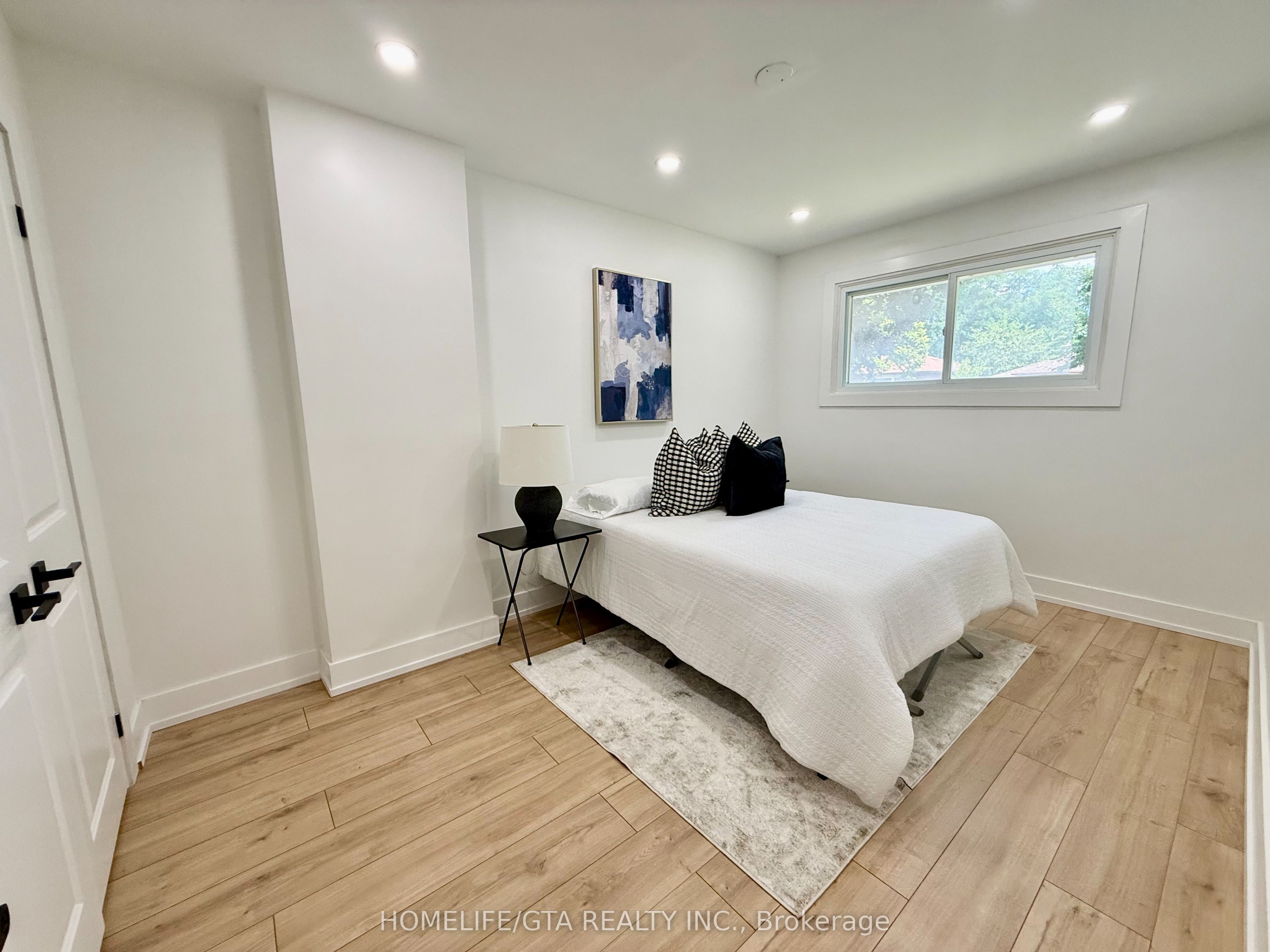 14 Heatherwood Road Property Photo 9