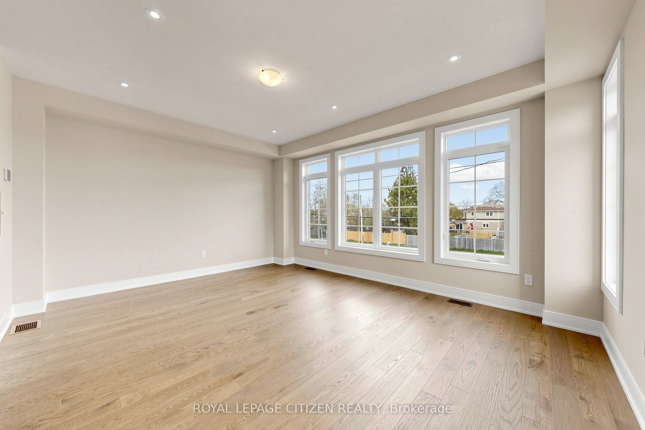26 Wakely Crescent Property Photo 3
