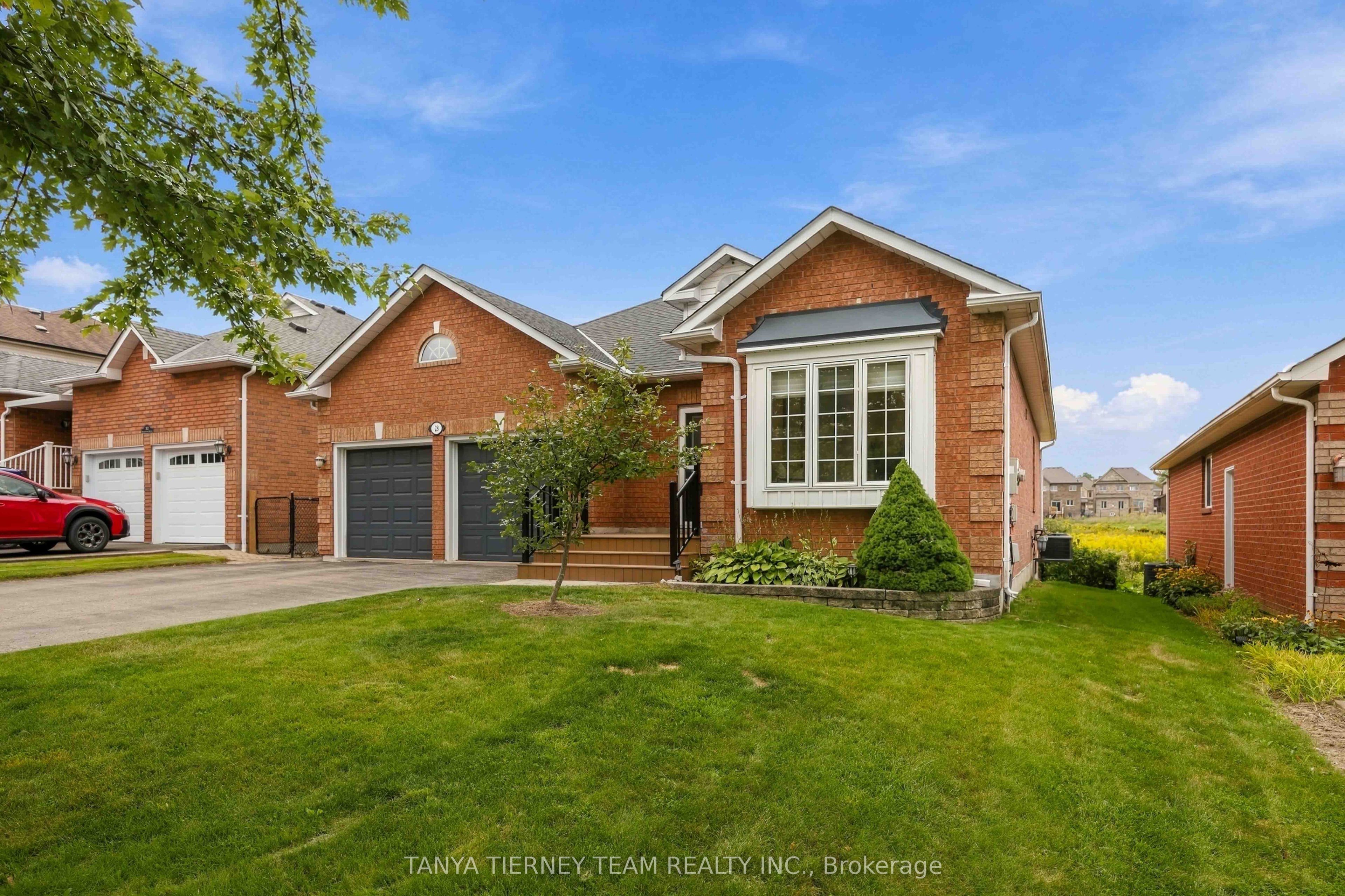 28 Perryview Drive Property Photo 1