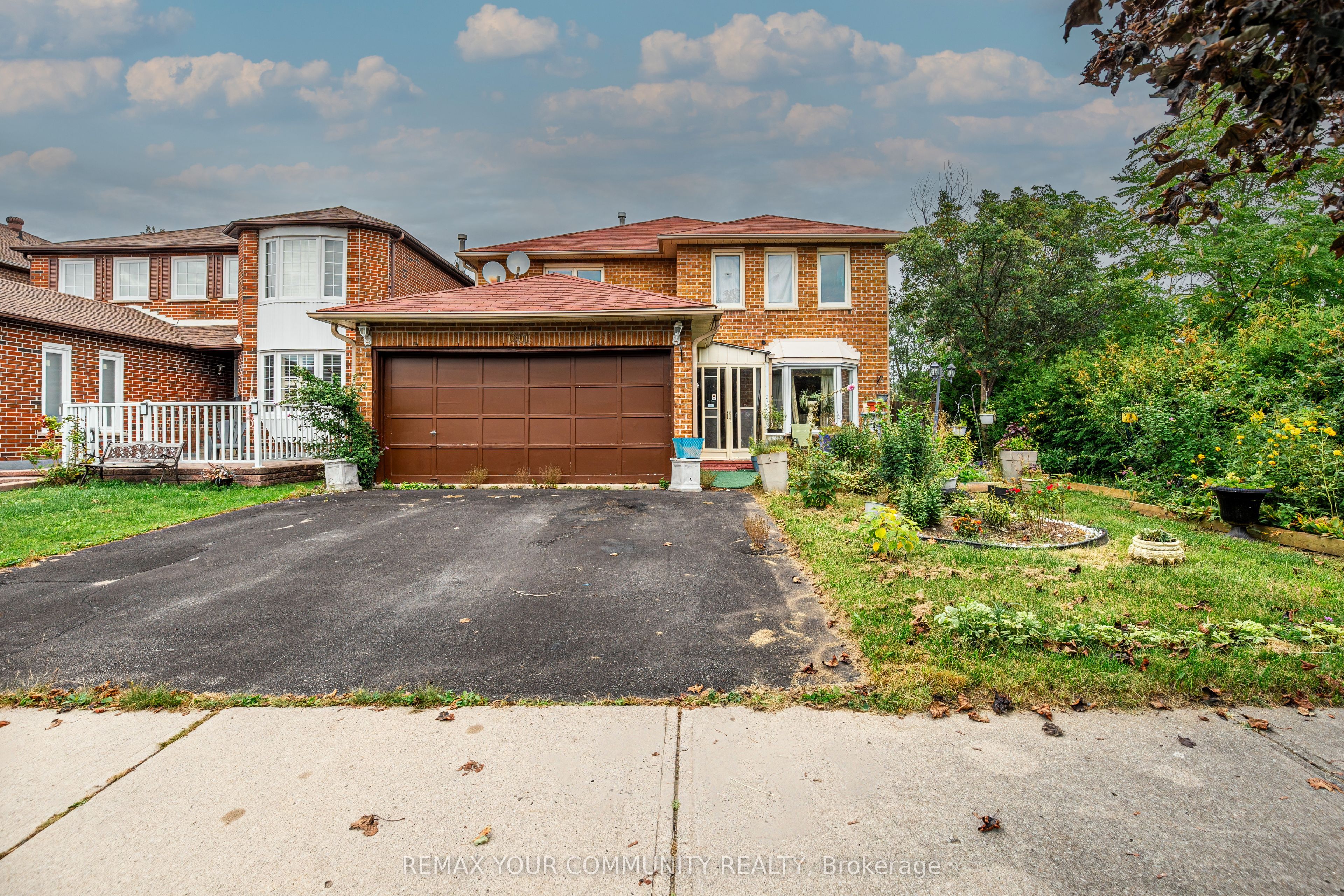 1801 Forestview Drive Property Photo 1