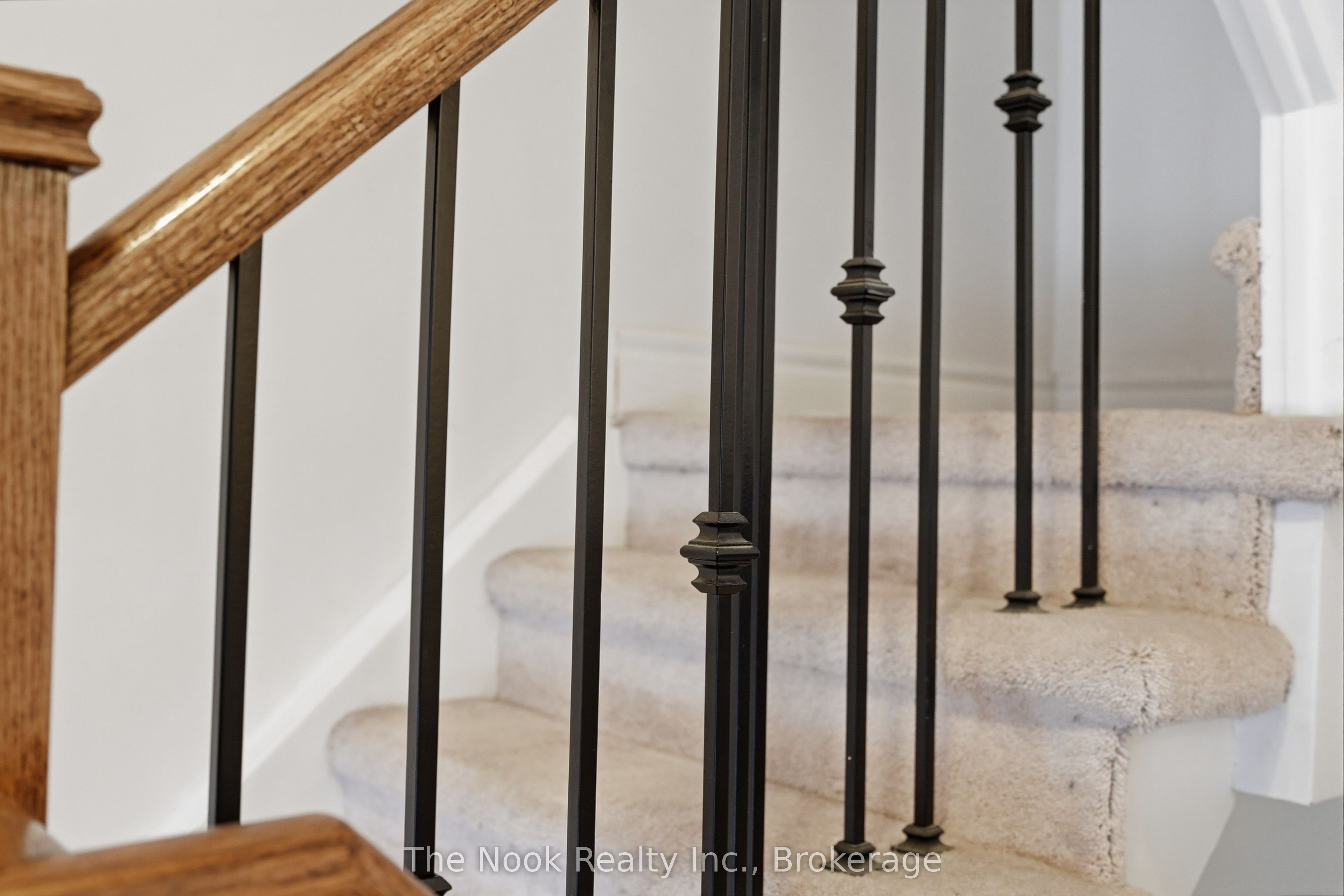 27 Blunden Road Property Photo 21