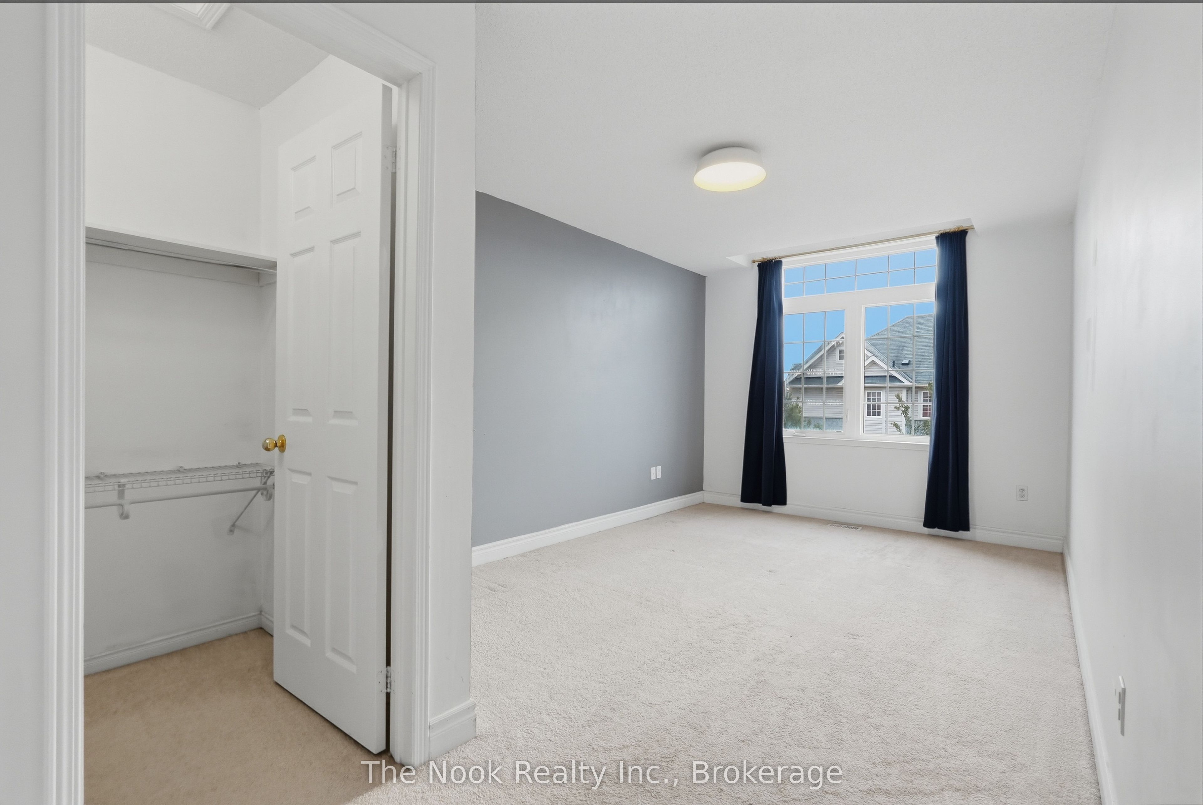 27 Blunden Road Property Photo 25