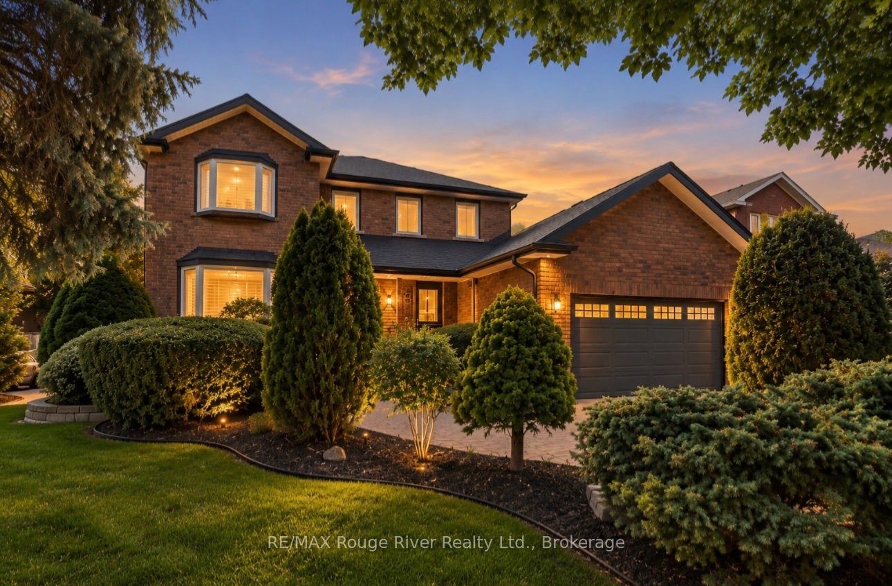 7 Lyndhurst Crescent