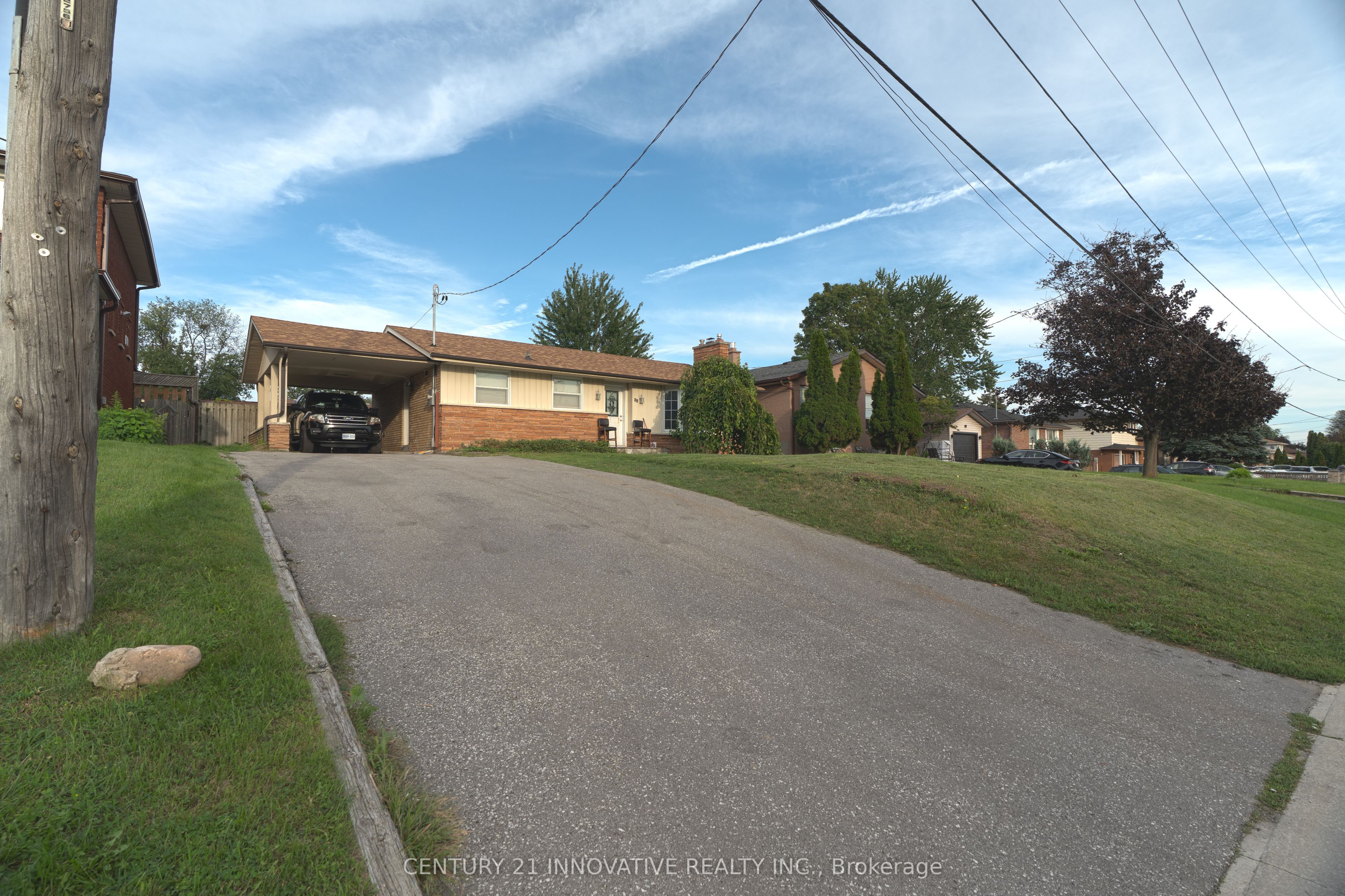 89 Thickson Road S Property Photo 1