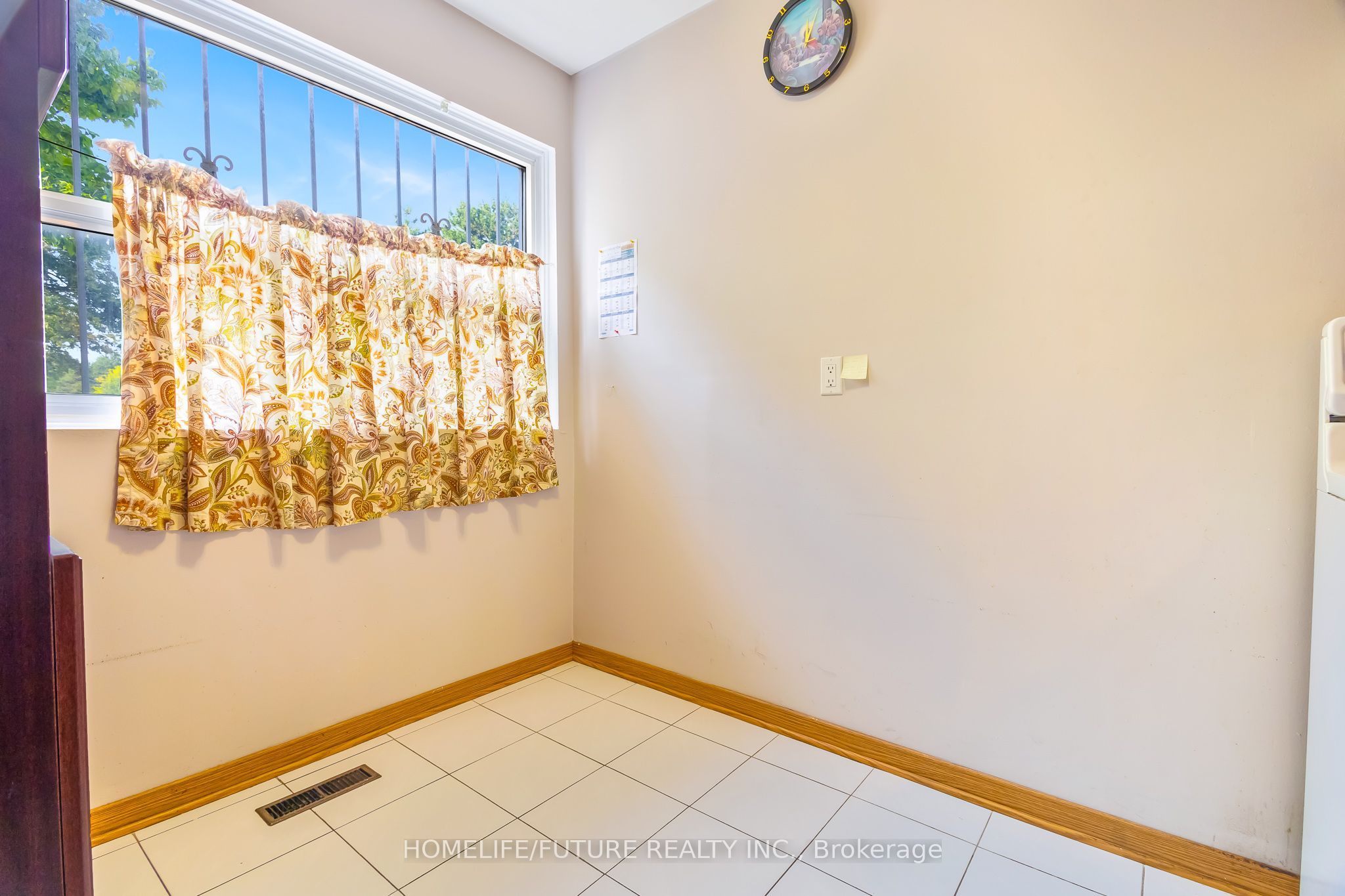 124 Dusay Place 174 Property Photo 8