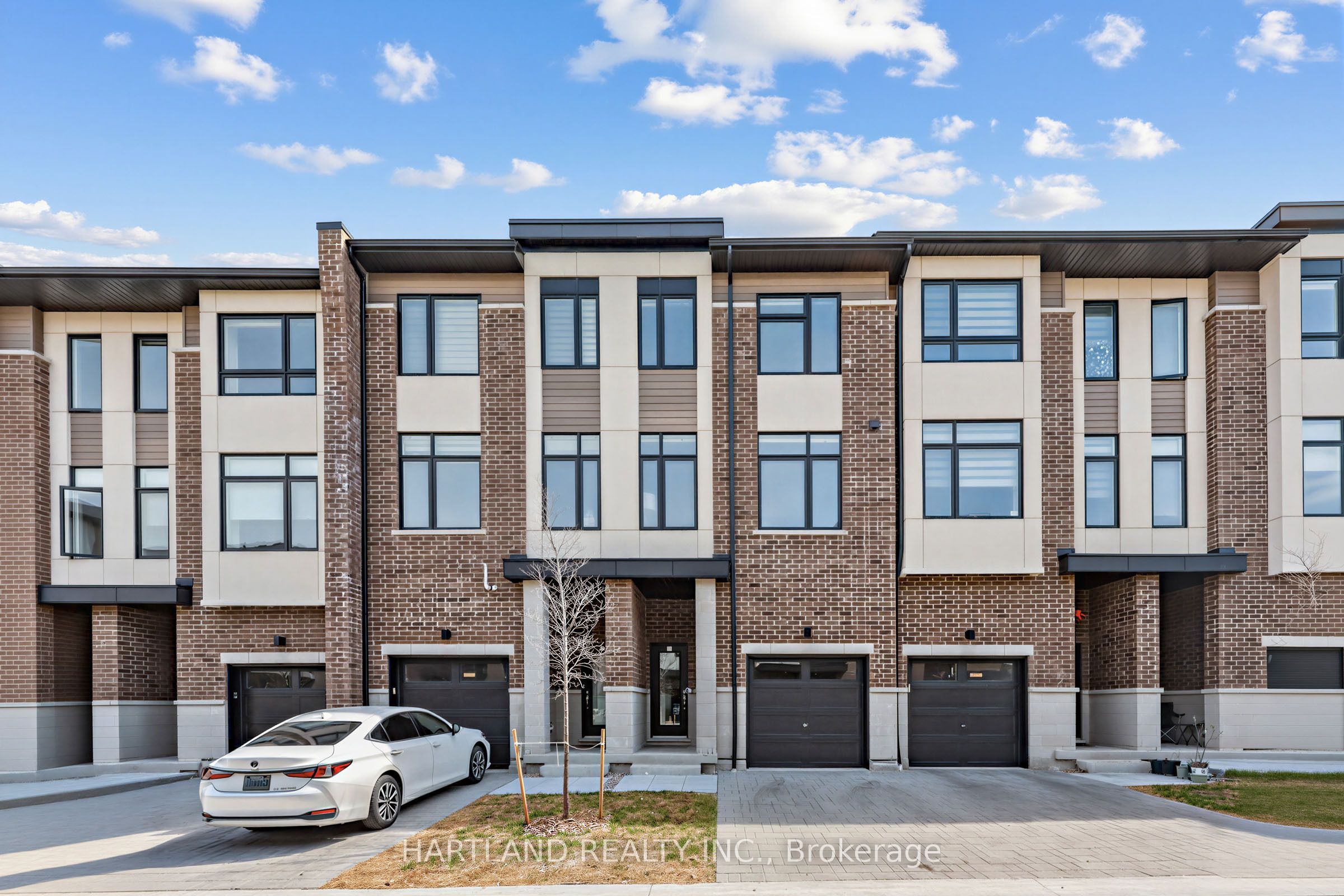 1695 Dersan Street 407 Property Photo 1