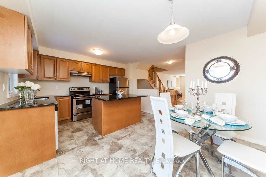 37 Comfort Way Property Photo 9
