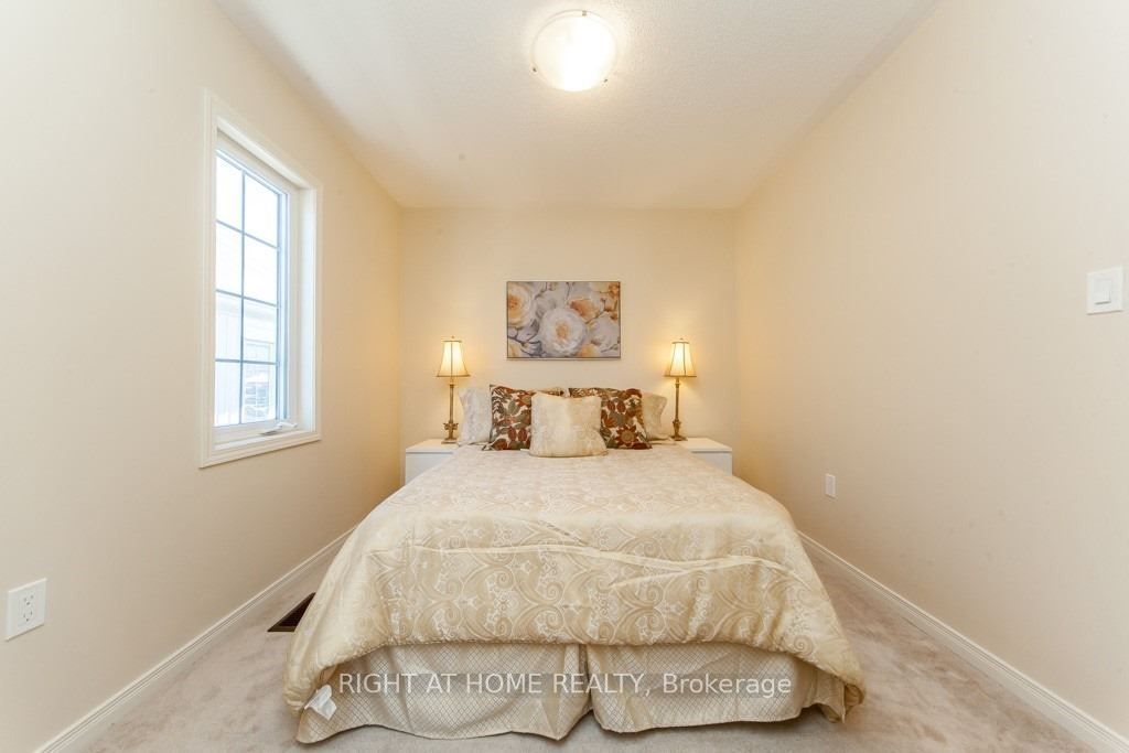 37 Comfort Way Property Photo 16