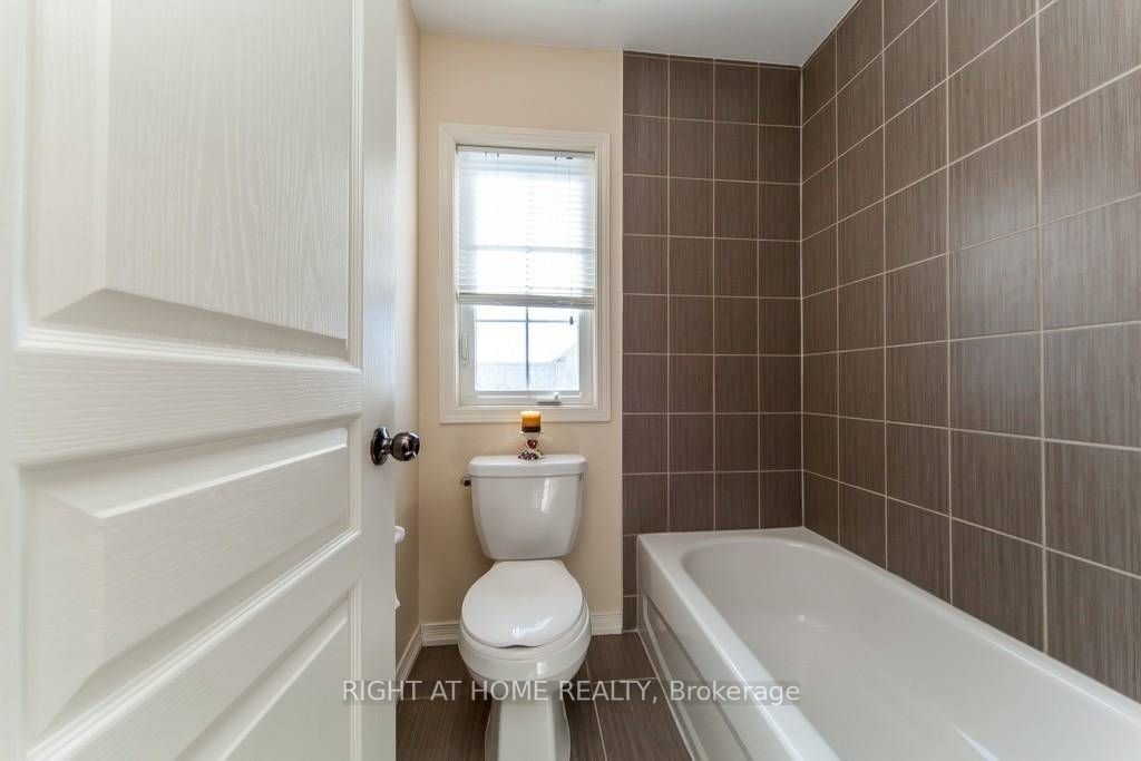 37 Comfort Way Property Photo 18