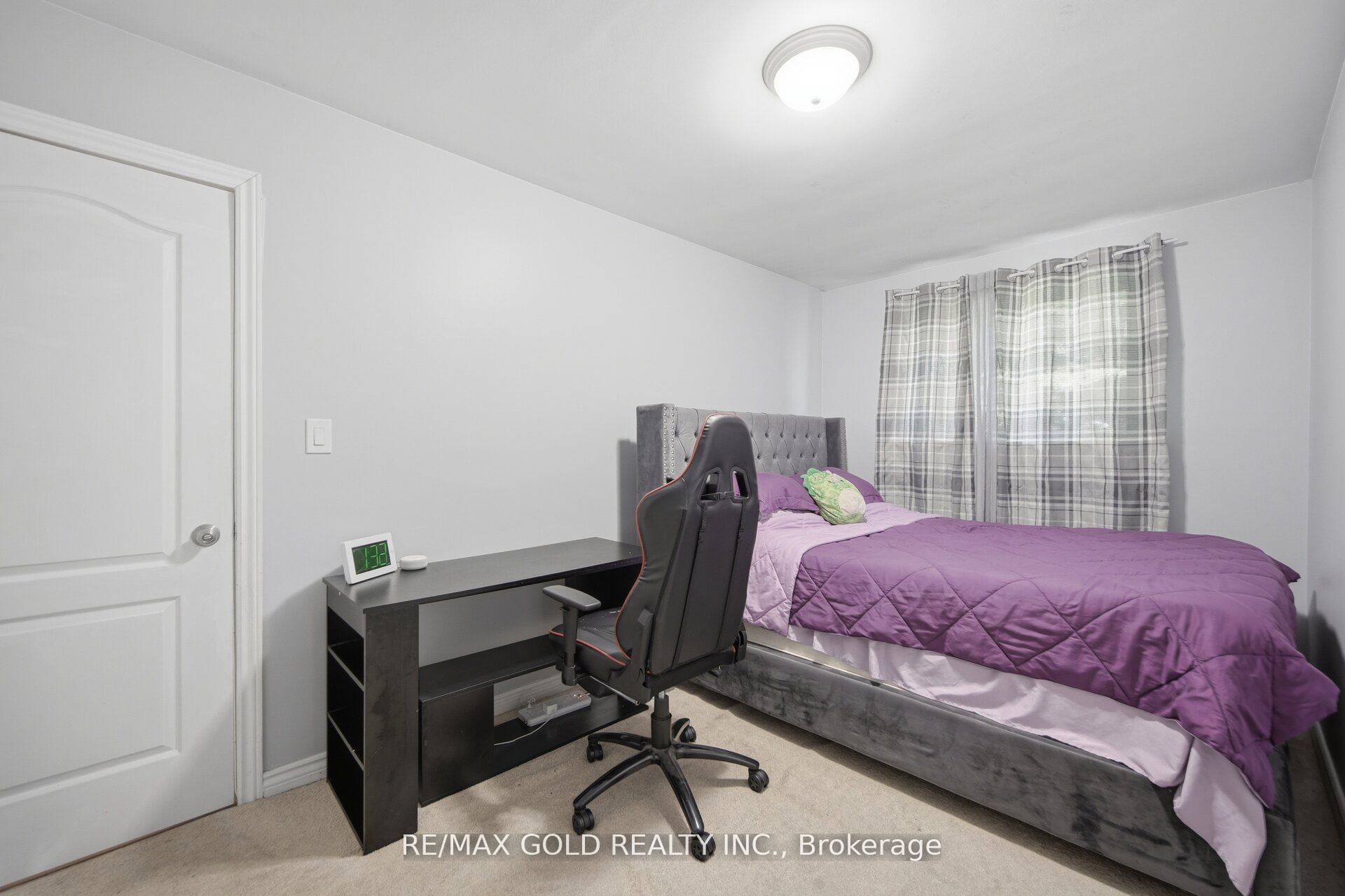 784 Douglas Street Property Photo 17