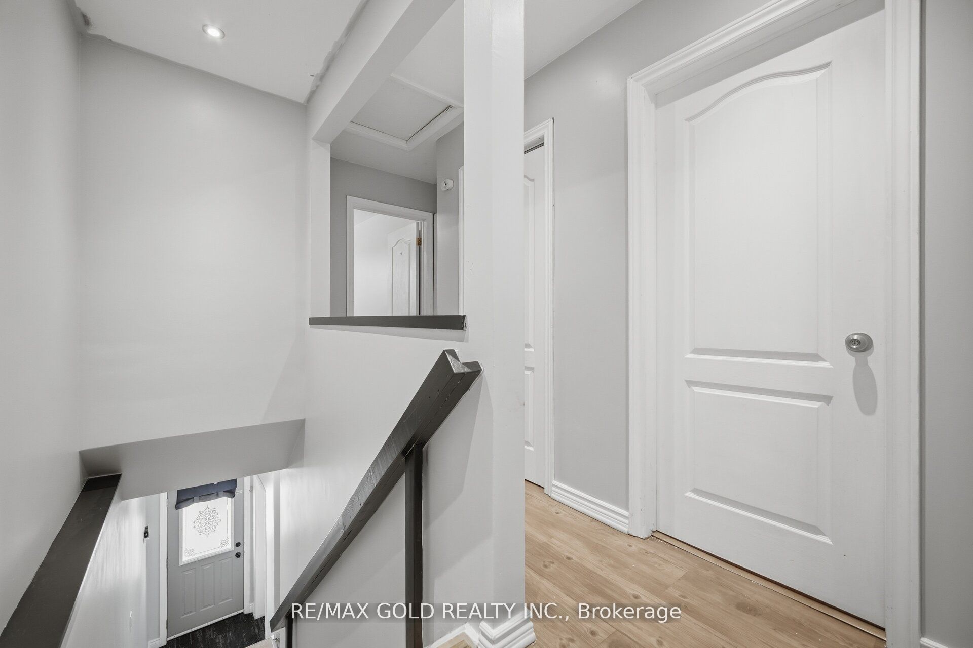 784 Douglas Street Property Photo 23