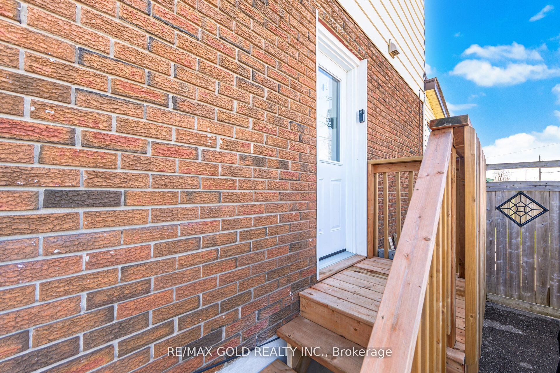 784 Douglas Street Property Photo 24